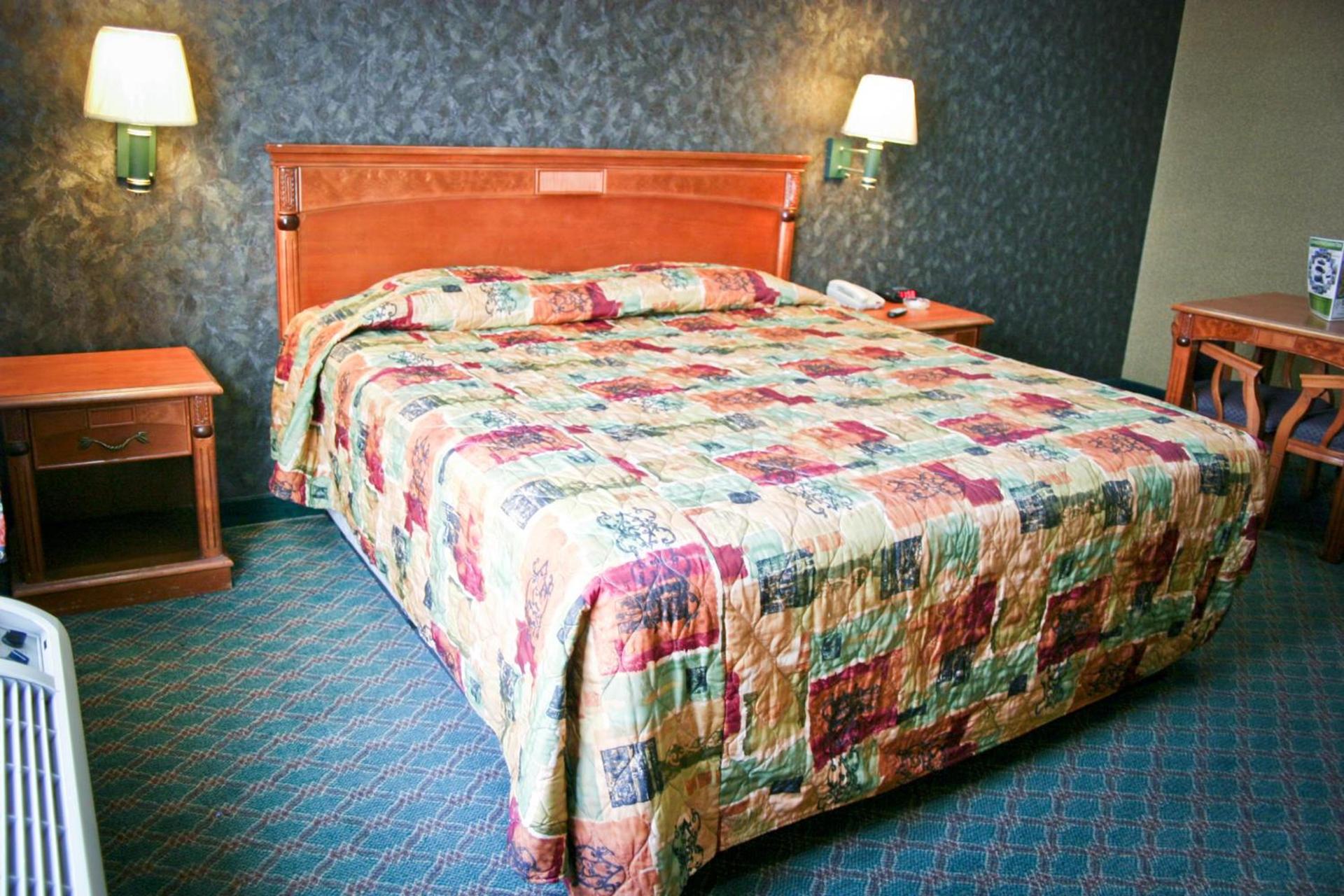 Crystal Inn Suites & Spas photo 24