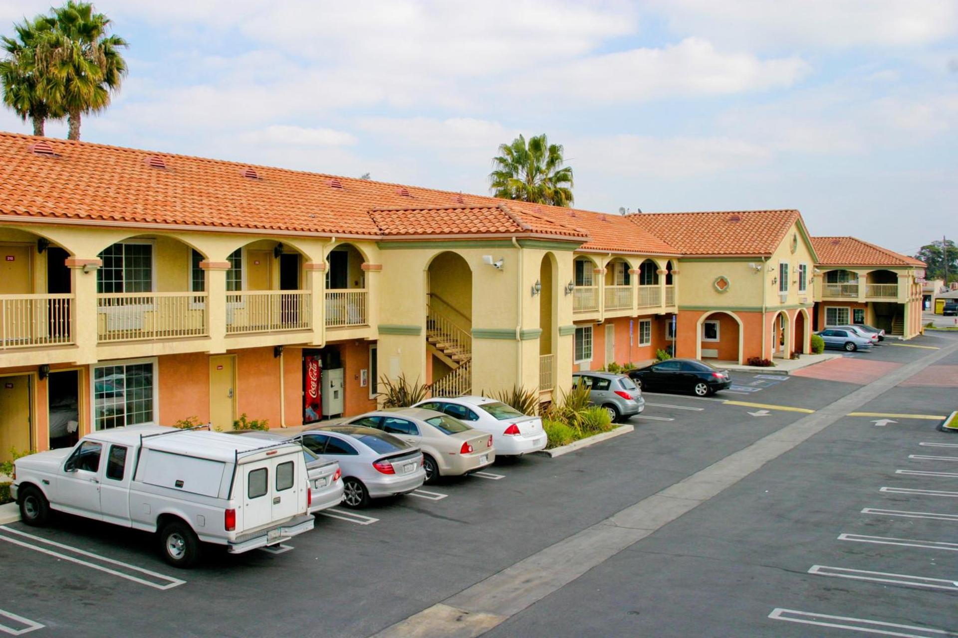 Crystal Inn Suites & Spas photo 43