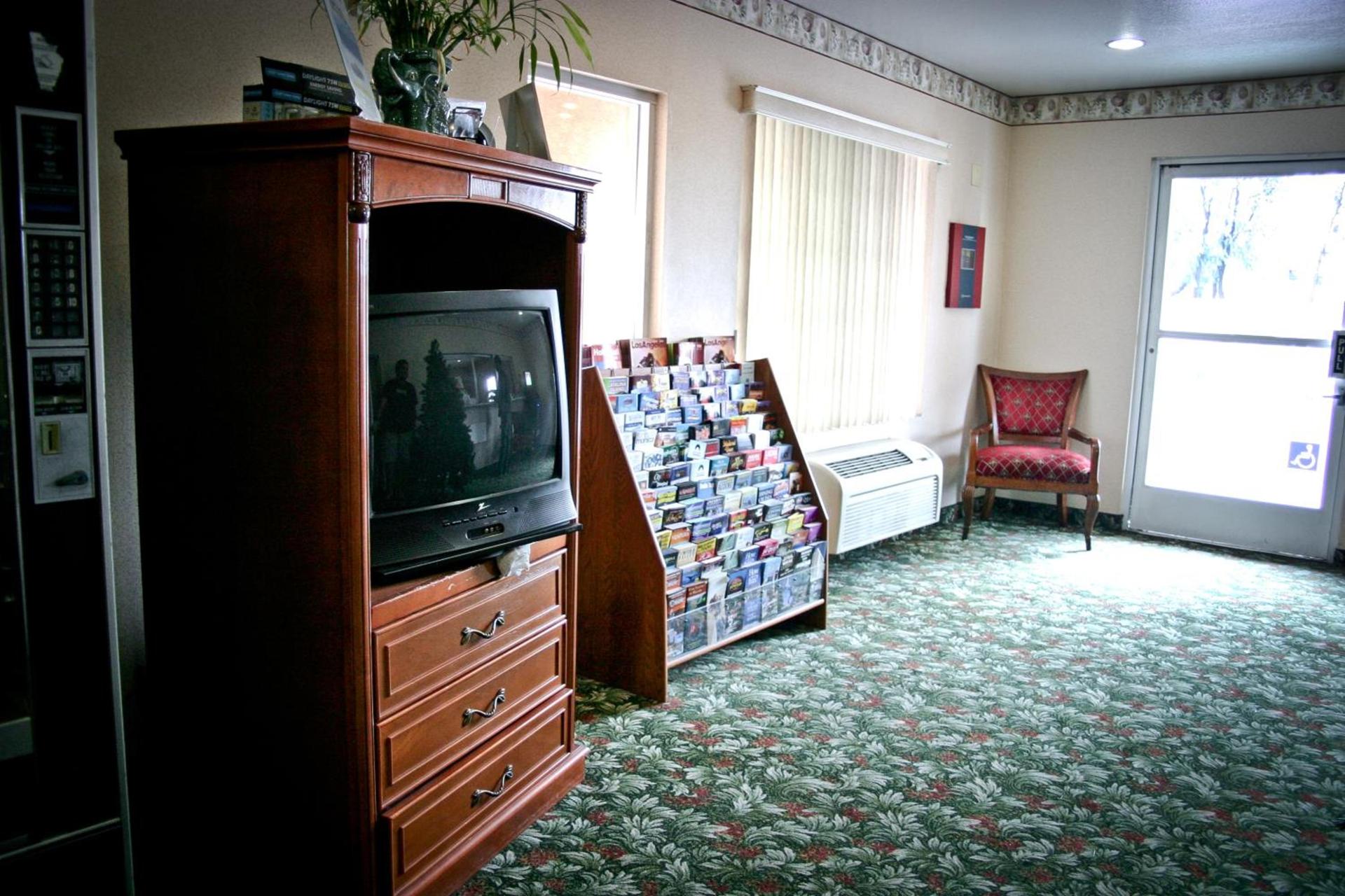 Crystal Inn Suites & Spas photo 21