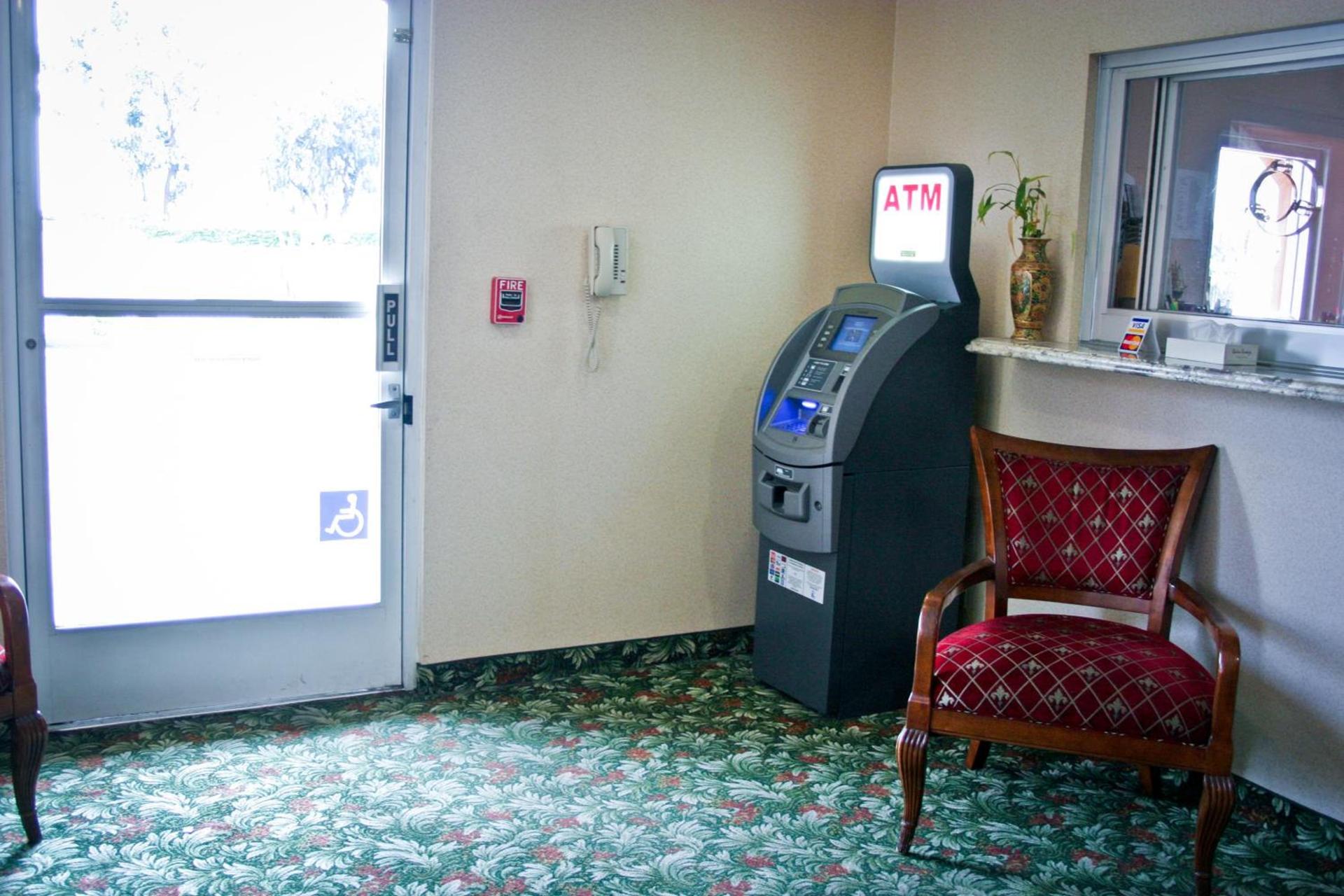 Crystal Inn Suites & Spas photo 41