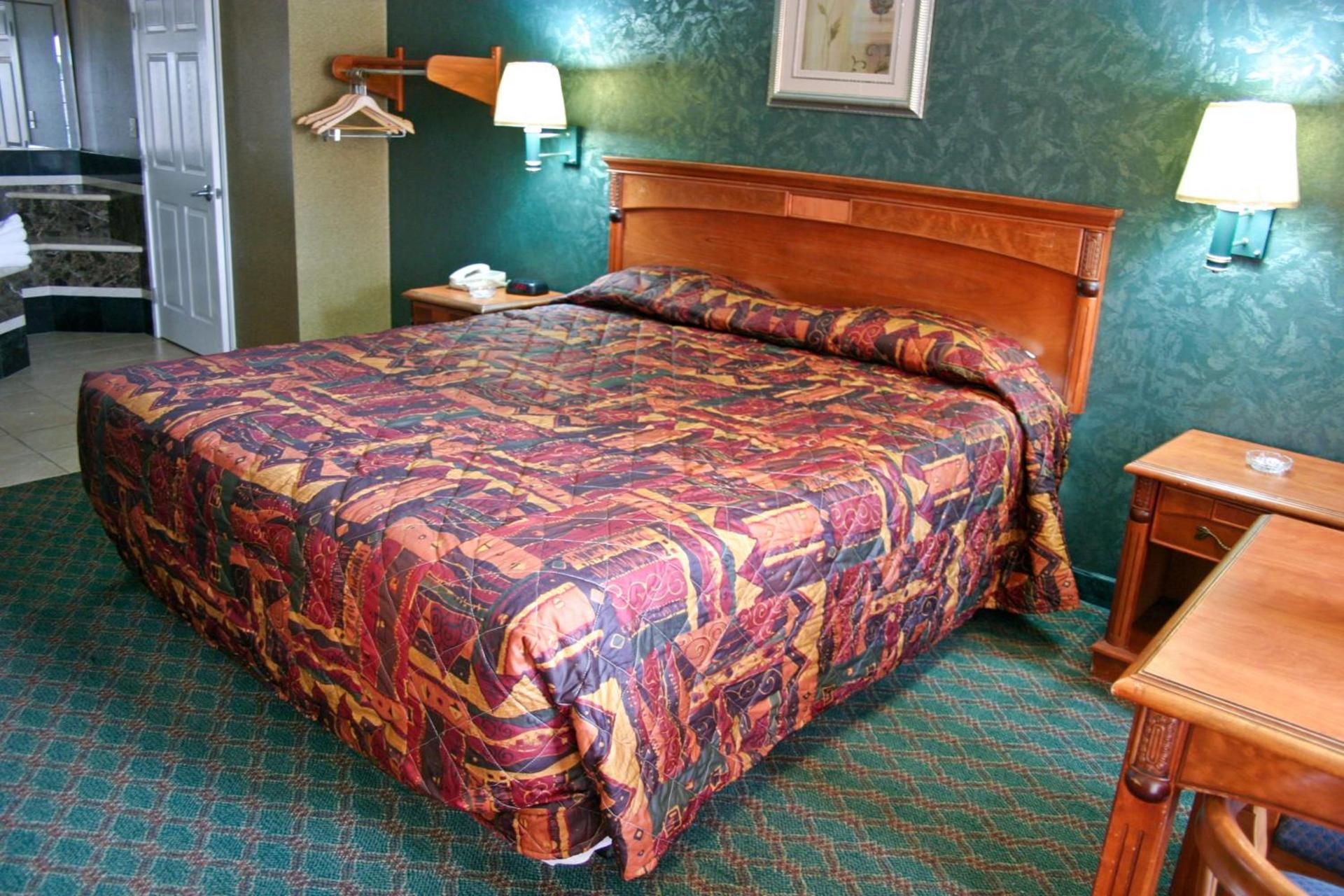 Crystal Inn Suites & Spas photo 32
