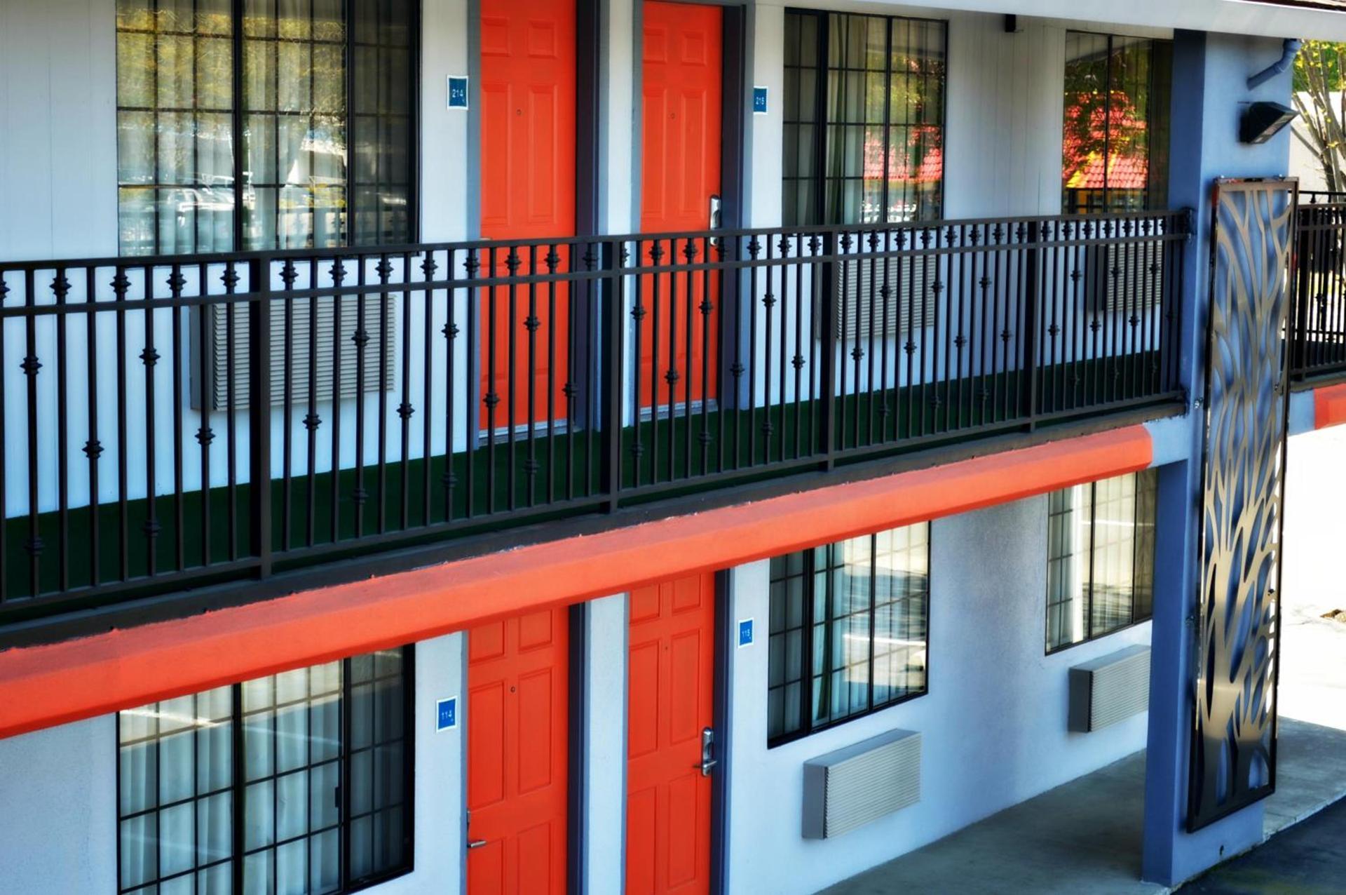 Journey Inn photo 18