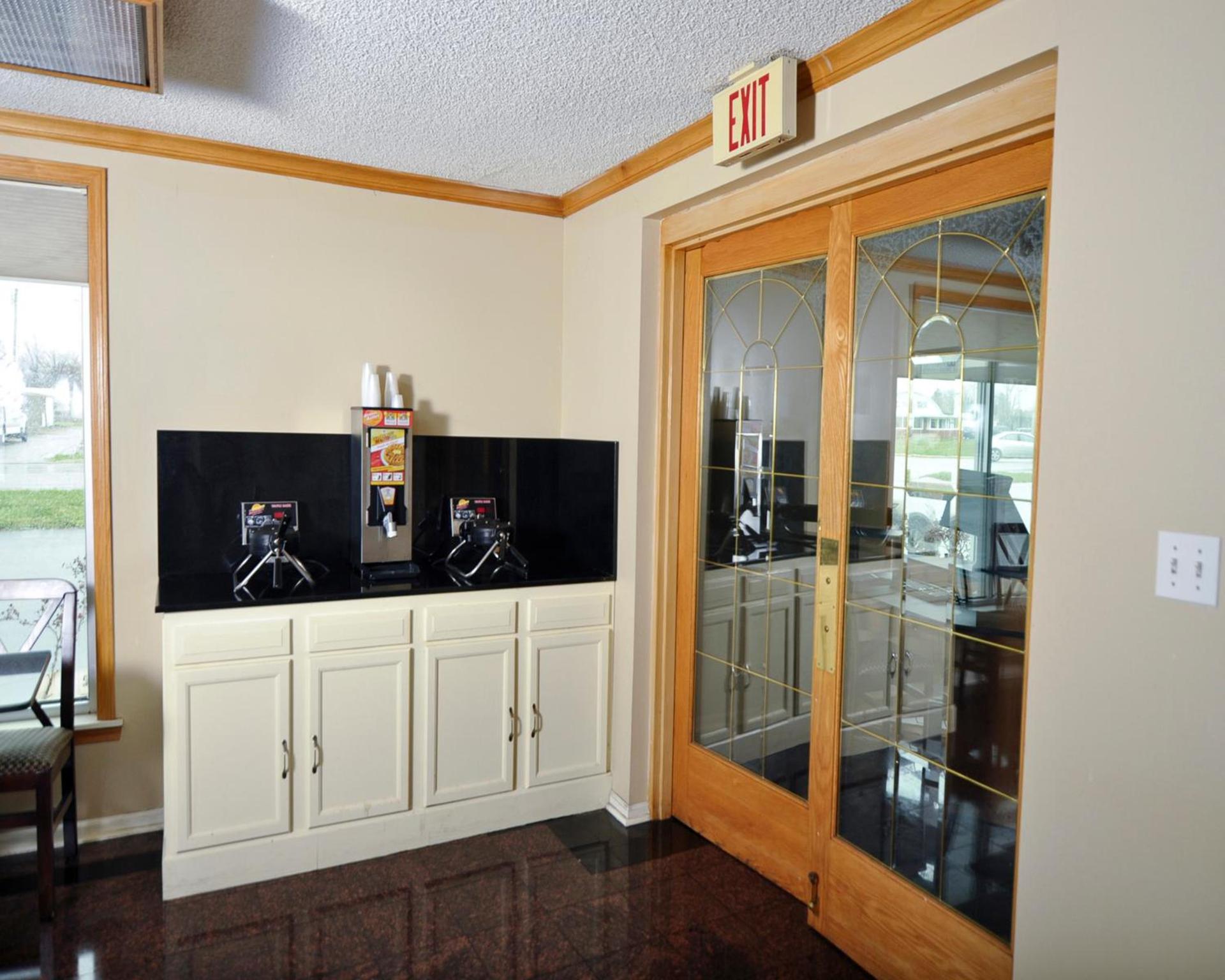 Baymont by Wyndham Sandusky photo 26