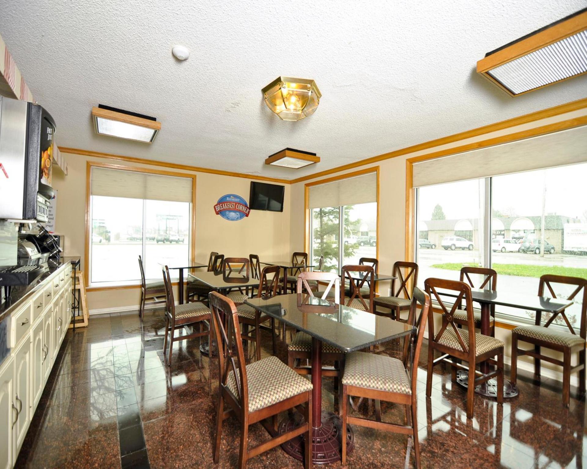 Baymont by Wyndham Sandusky photo 15