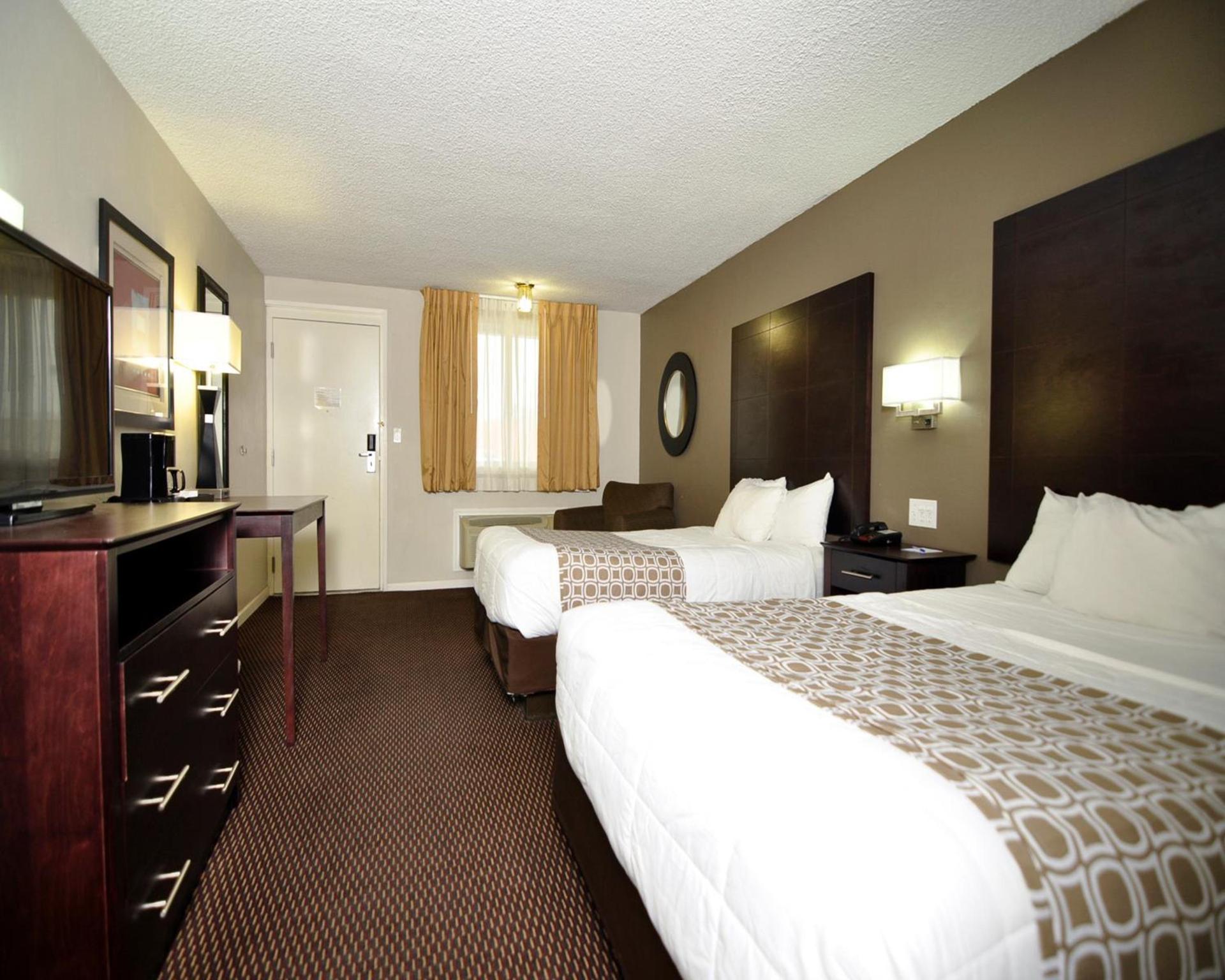 Baymont by Wyndham Sandusky photo 4