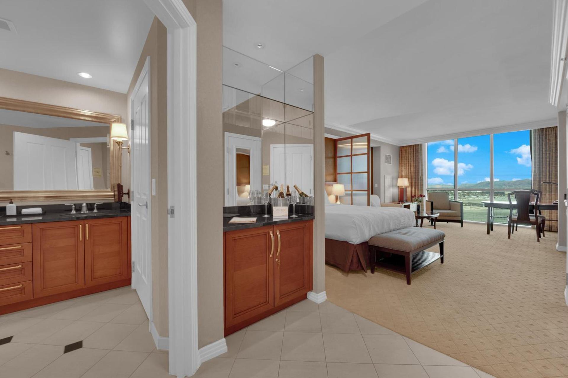 Aurora Haven MGM photo 22