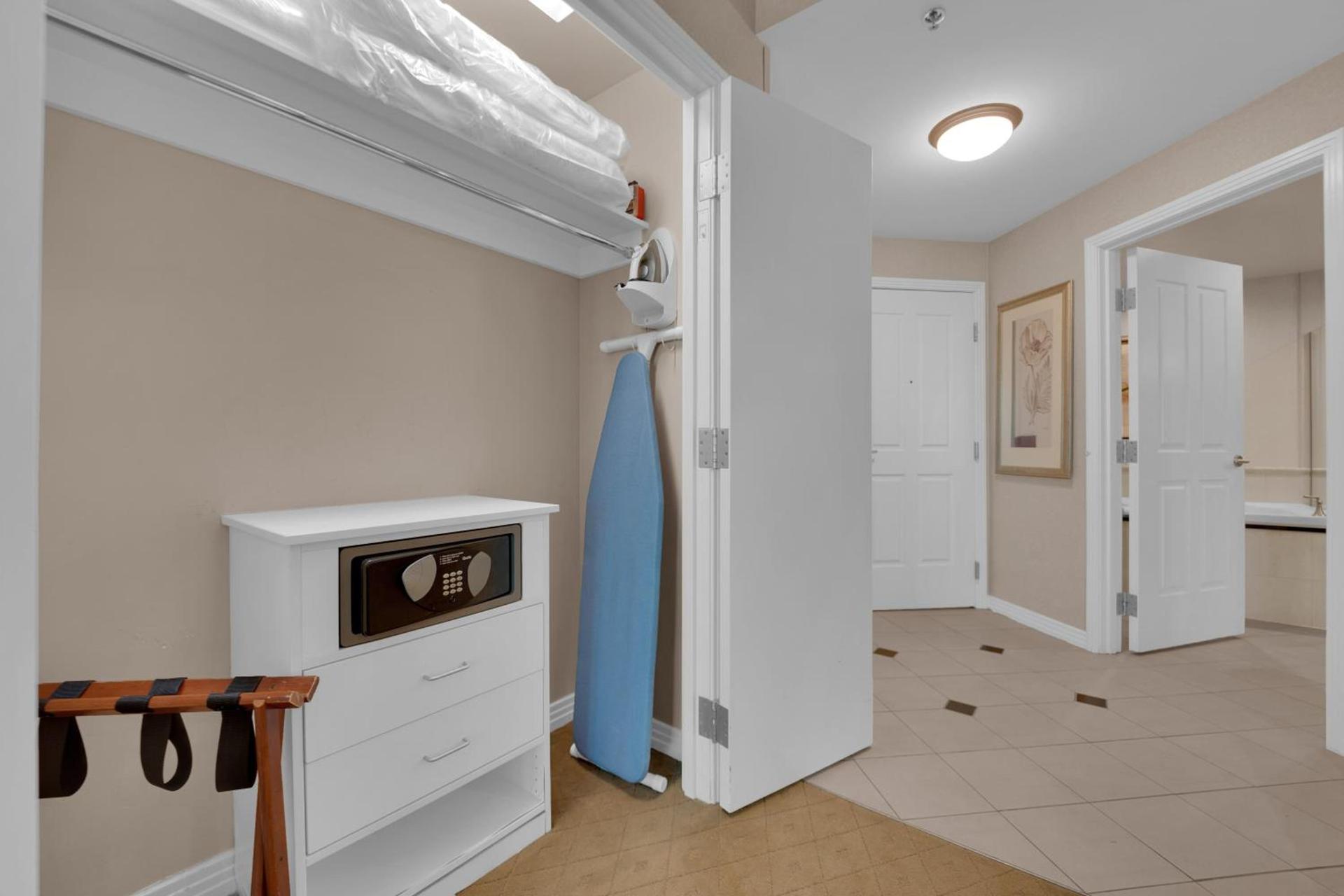 Aurora Haven MGM photo 23