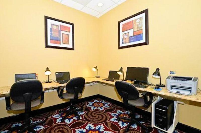 Causeway Bay Hotel photo 57