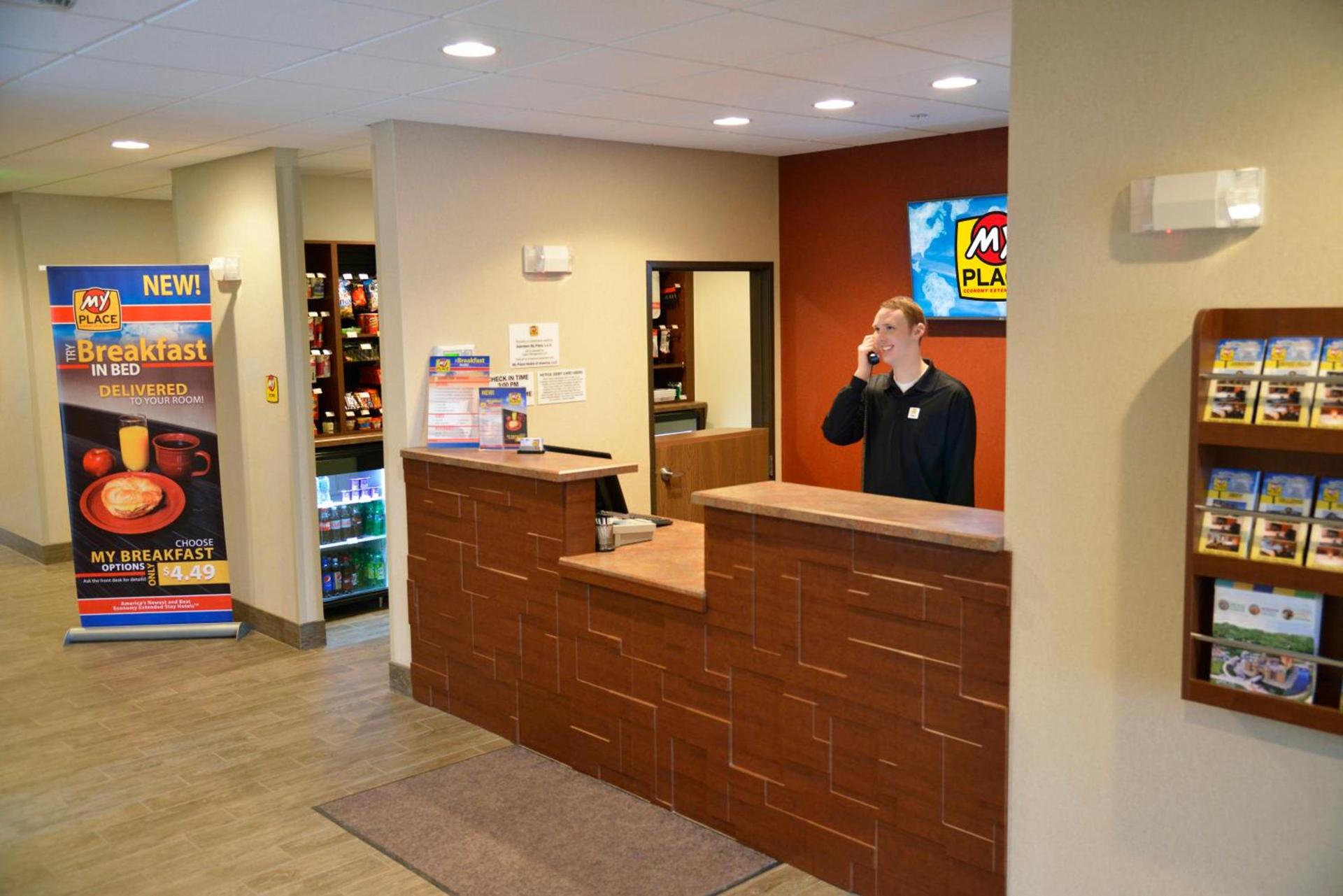 My Place Hotel-Aberdeen, SD photo 7
