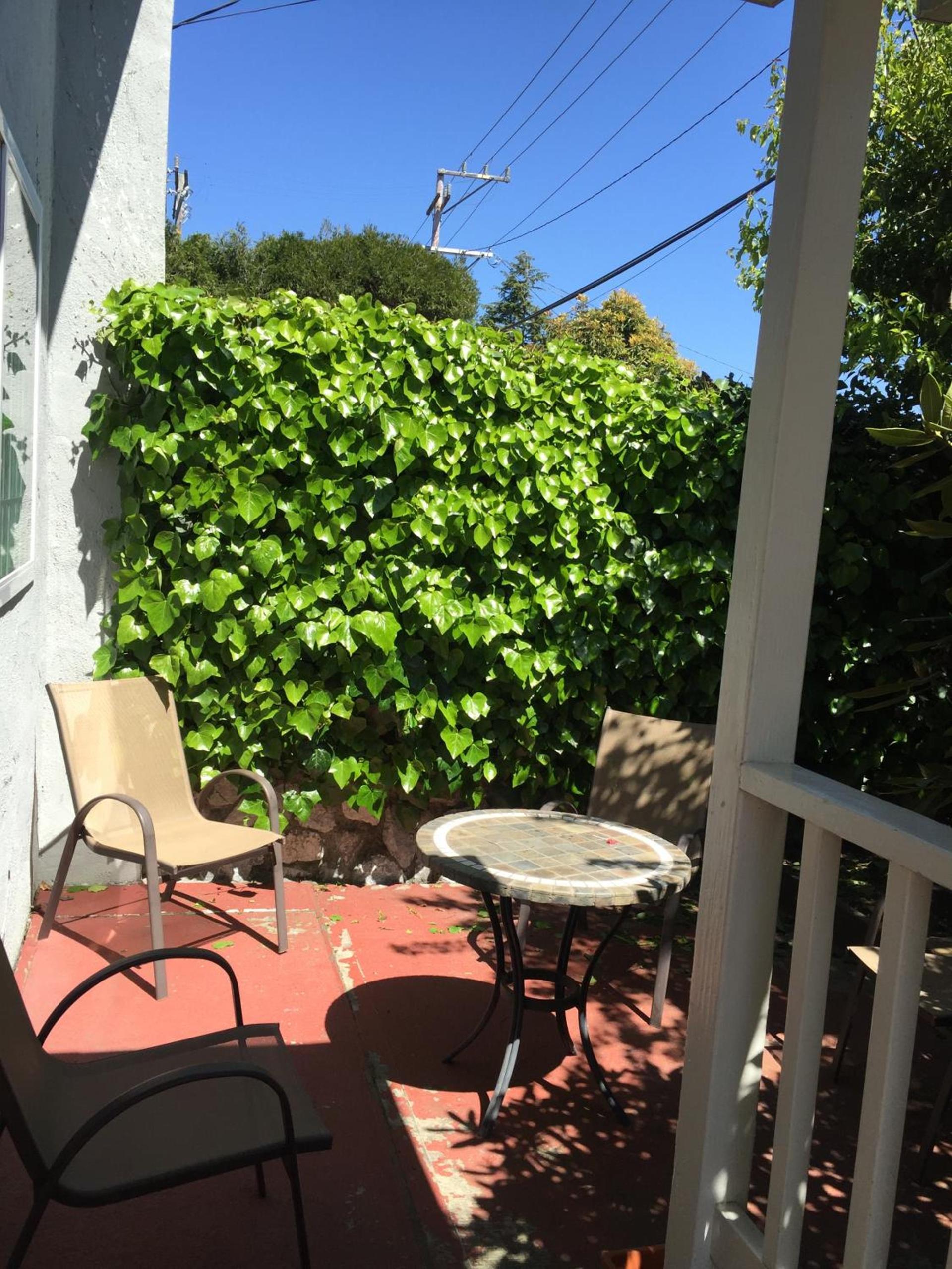 Harbor Inn photo 34