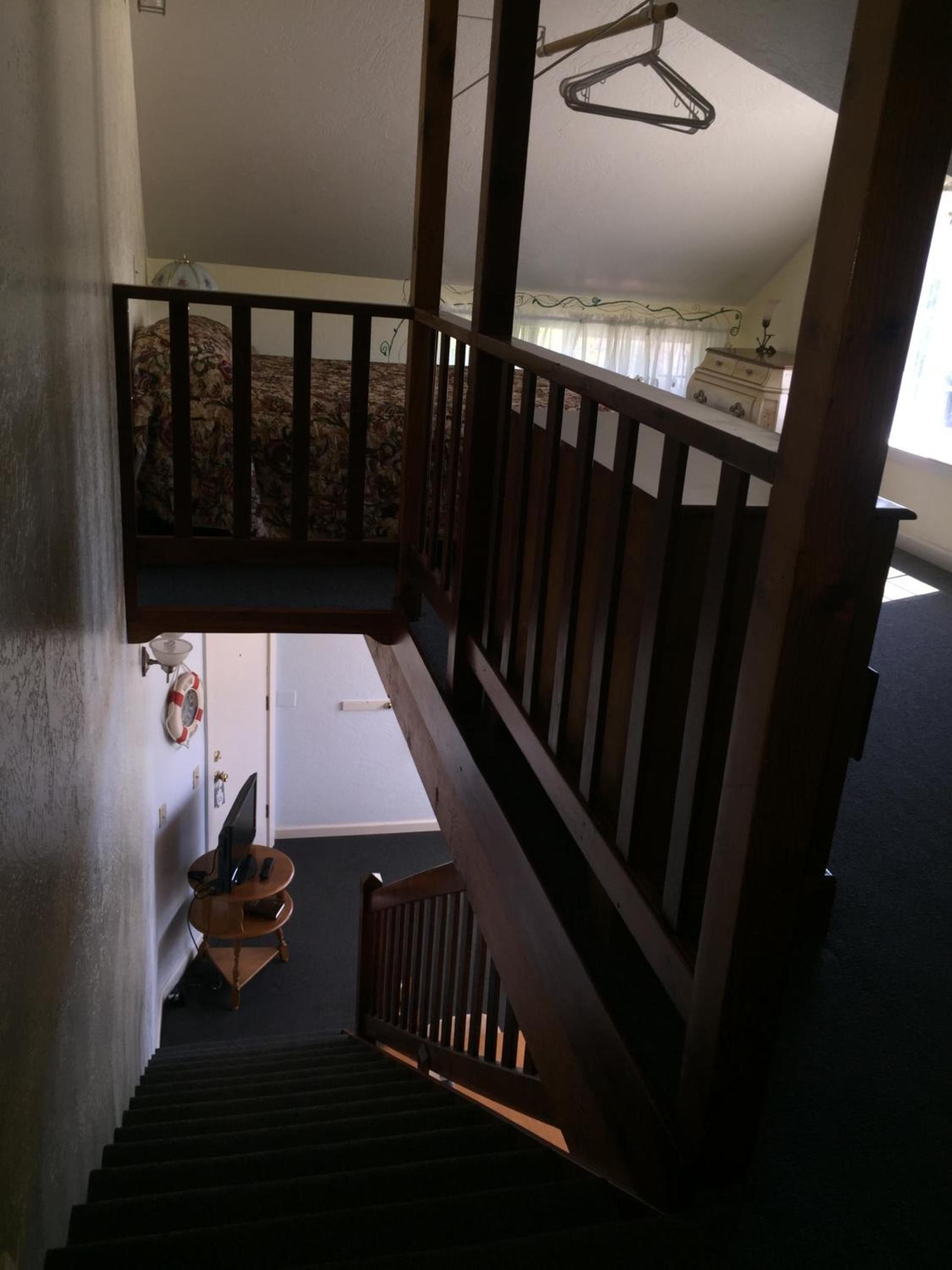 Harbor Inn photo 36