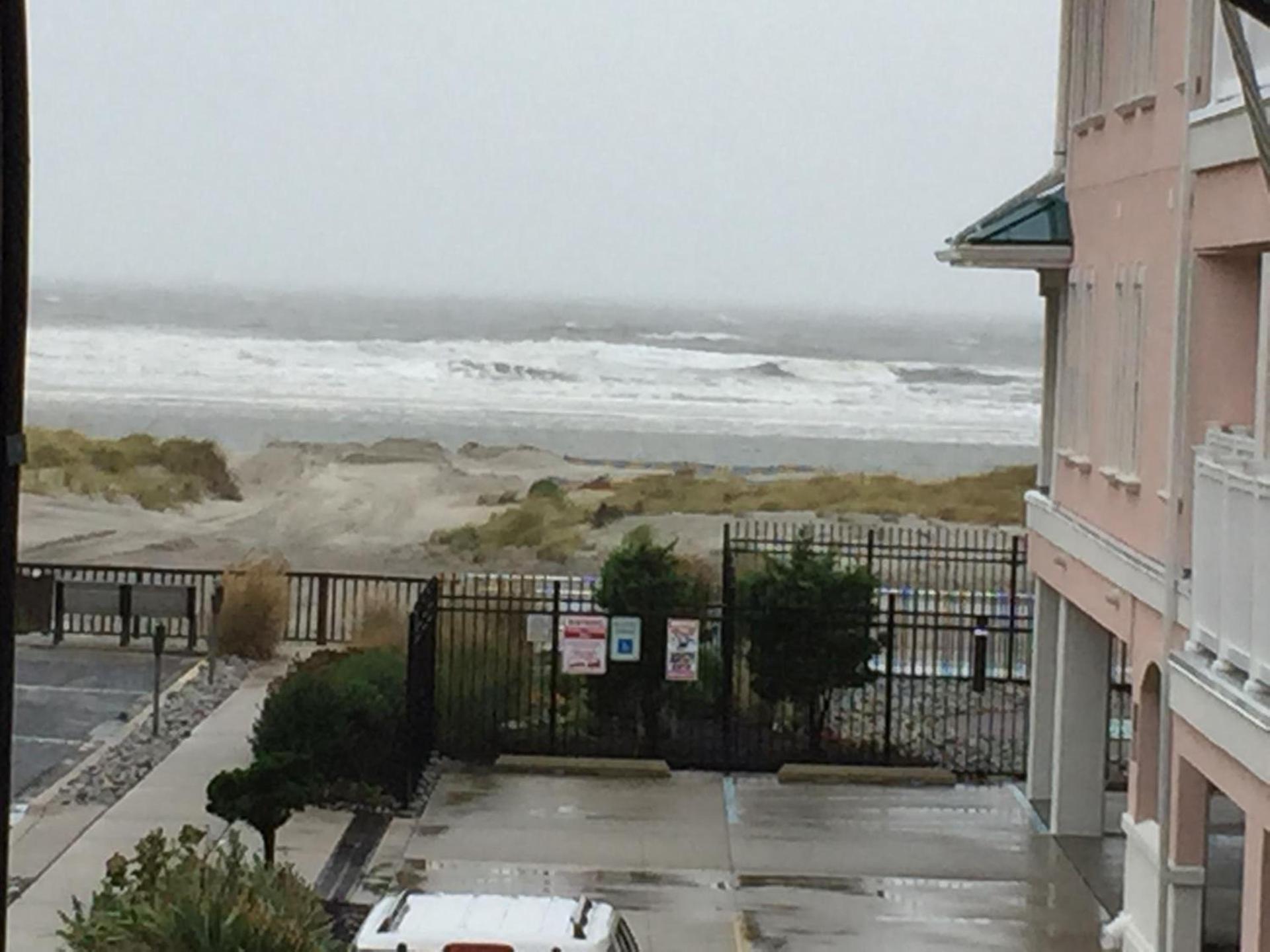 Beach Colony Motel photo 68