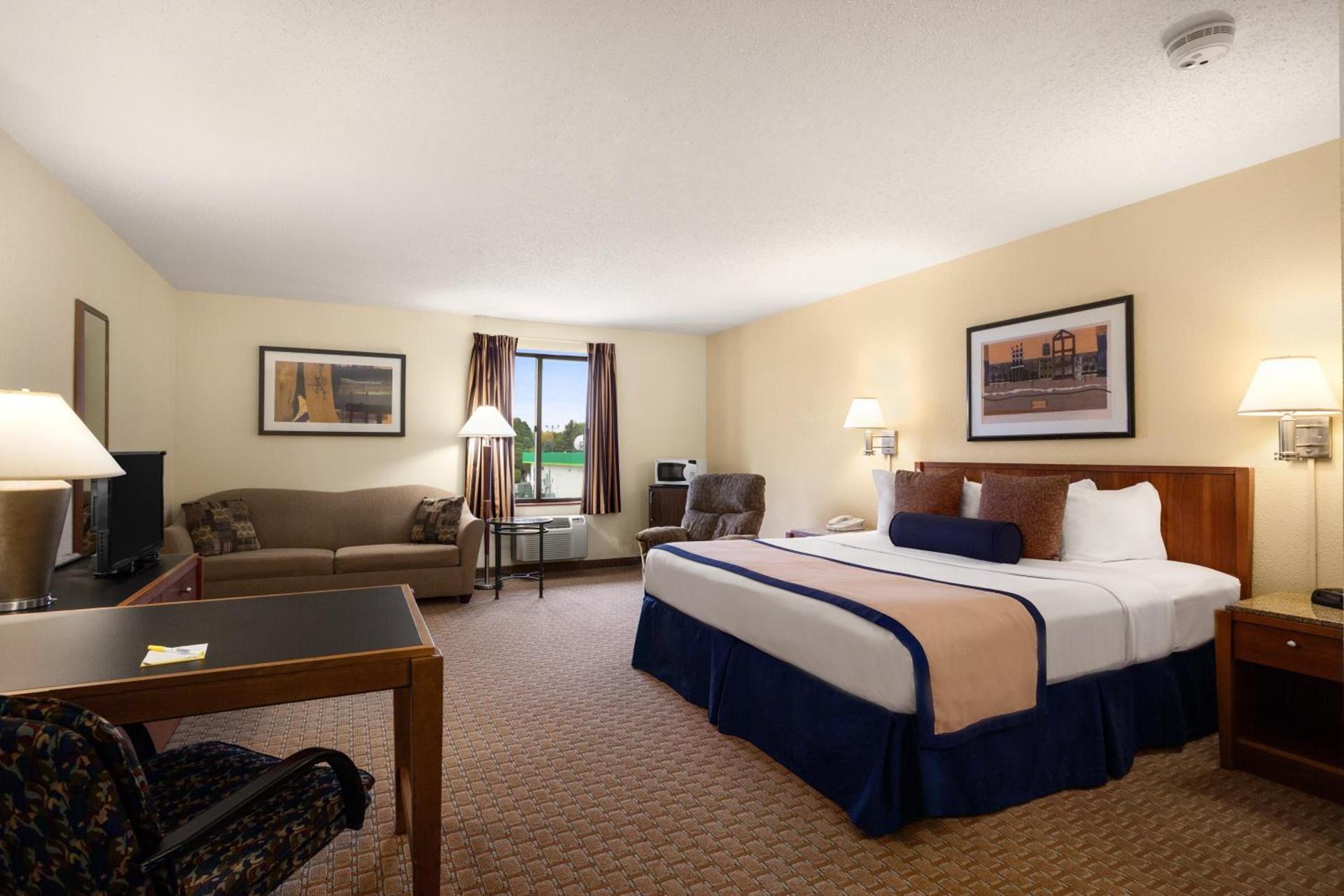 Days Inn by Wyndham Oglesby/ Starved Rock photo 18