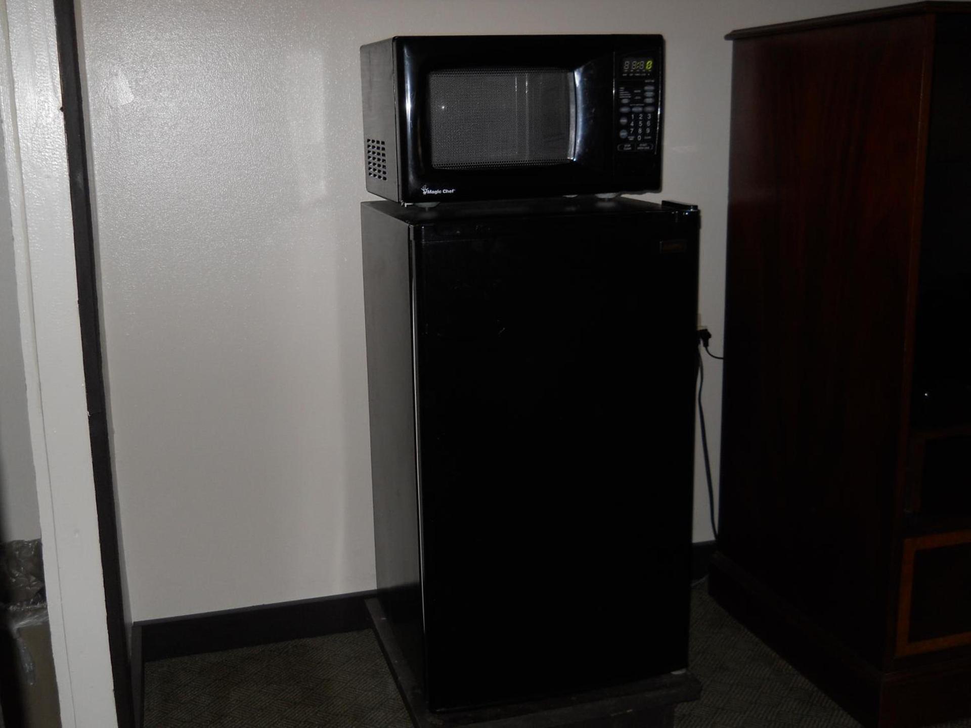 Value Inn Motel - Milwaukee Airport South photo 11