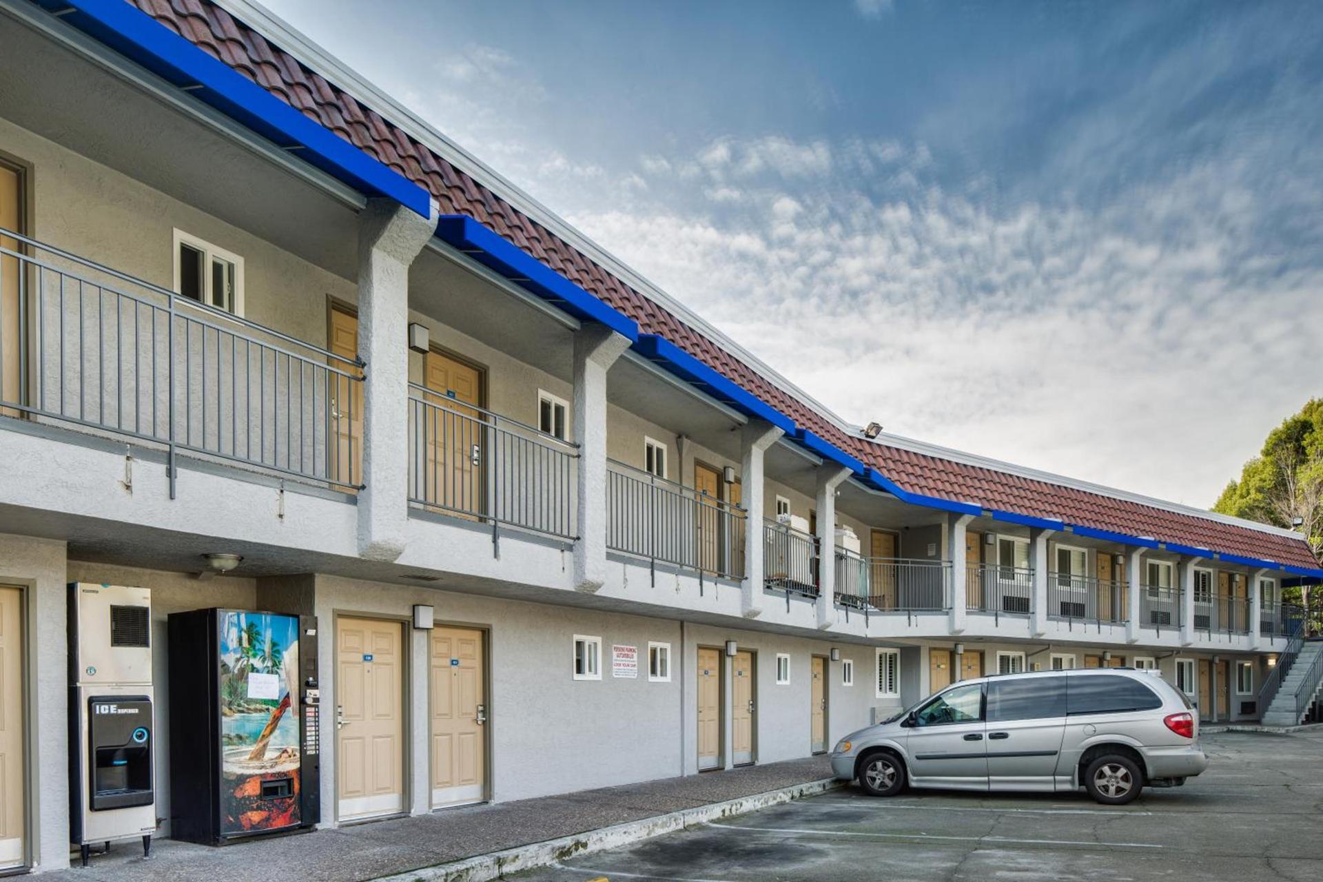 Americas Best Value Inn Richmond photo 22