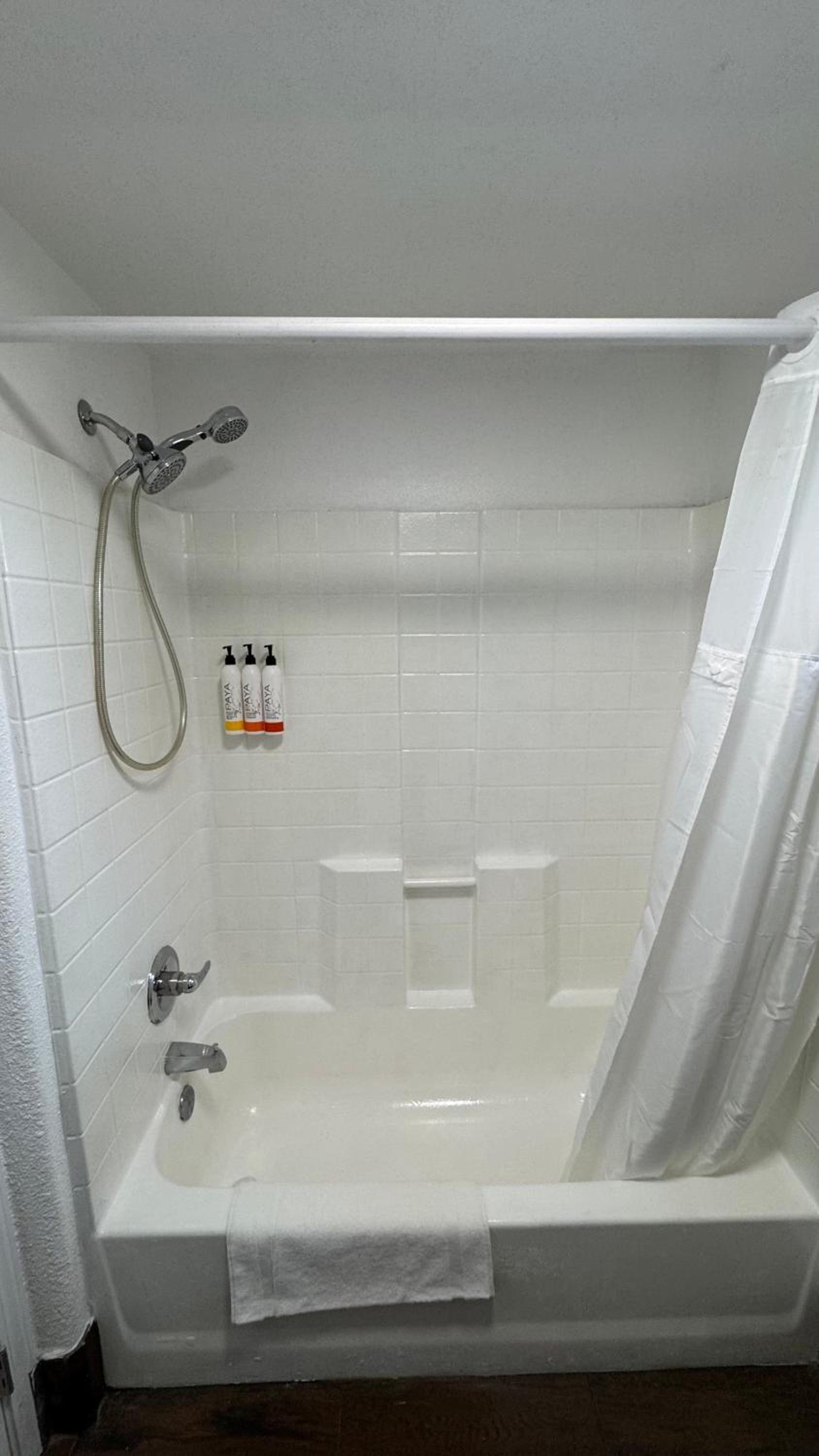Budget Motel photo 12
