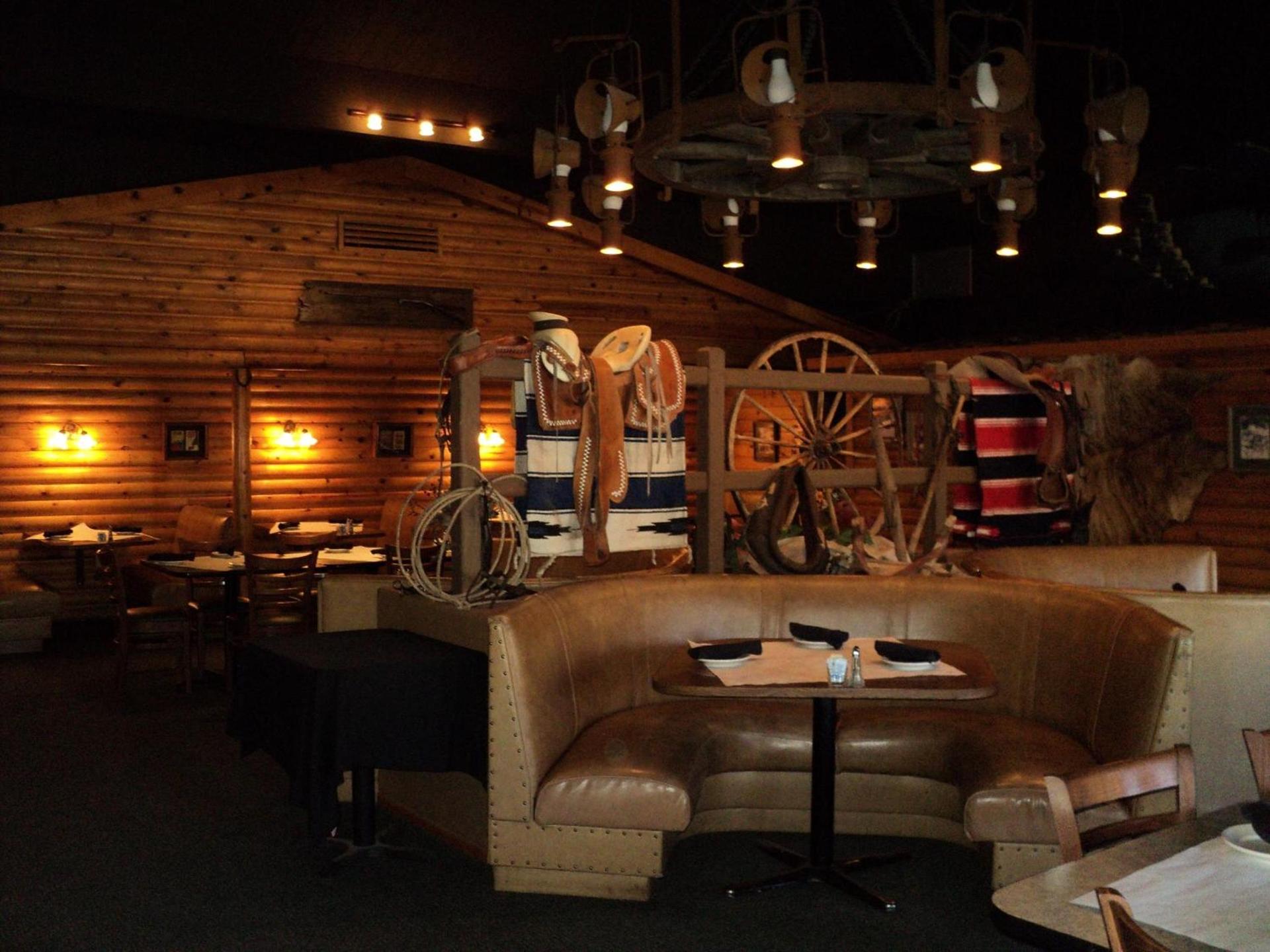 Kohl's Ranch Lodge photo 11