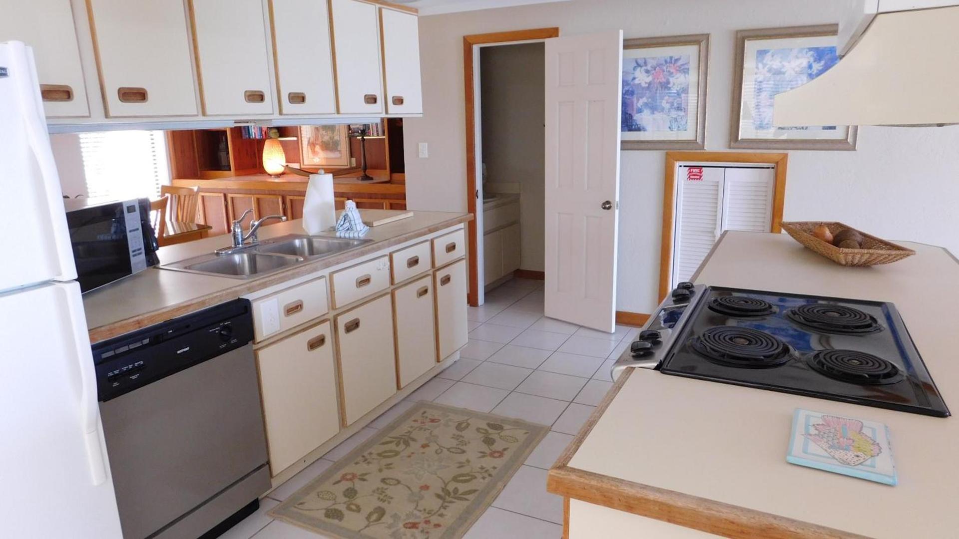 Pines & Palms Resort photo 54