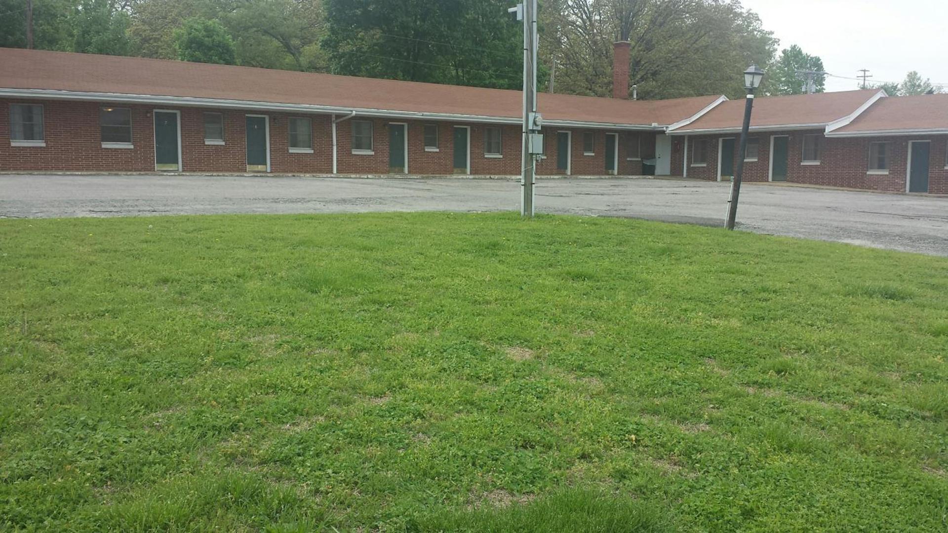 West Plains Motel photo 32