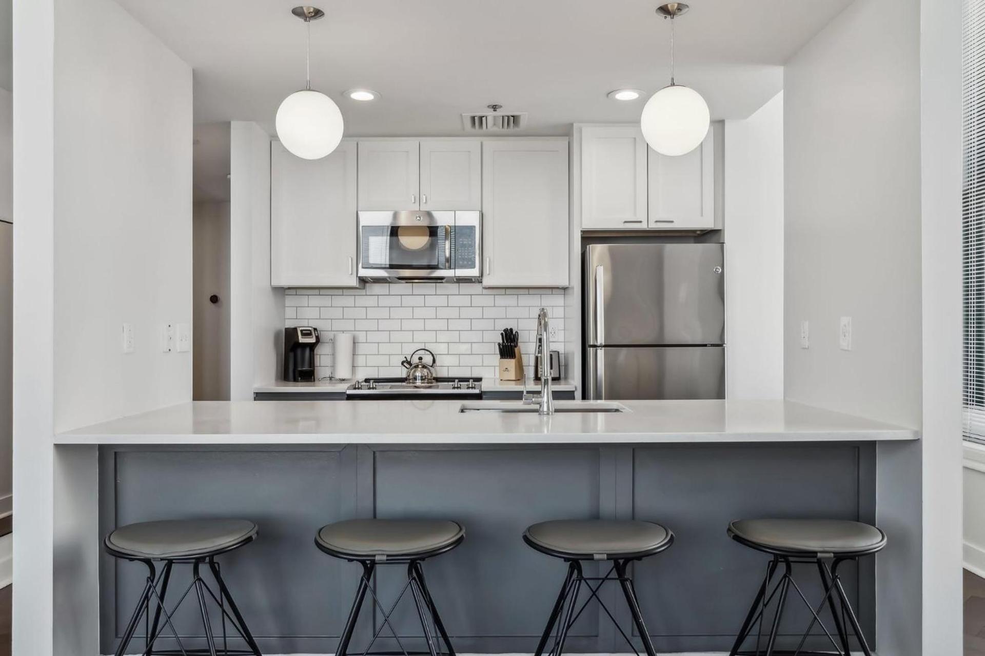 Placemakr Downtown Pittsburgh at The Pennsylvanian photo 10
