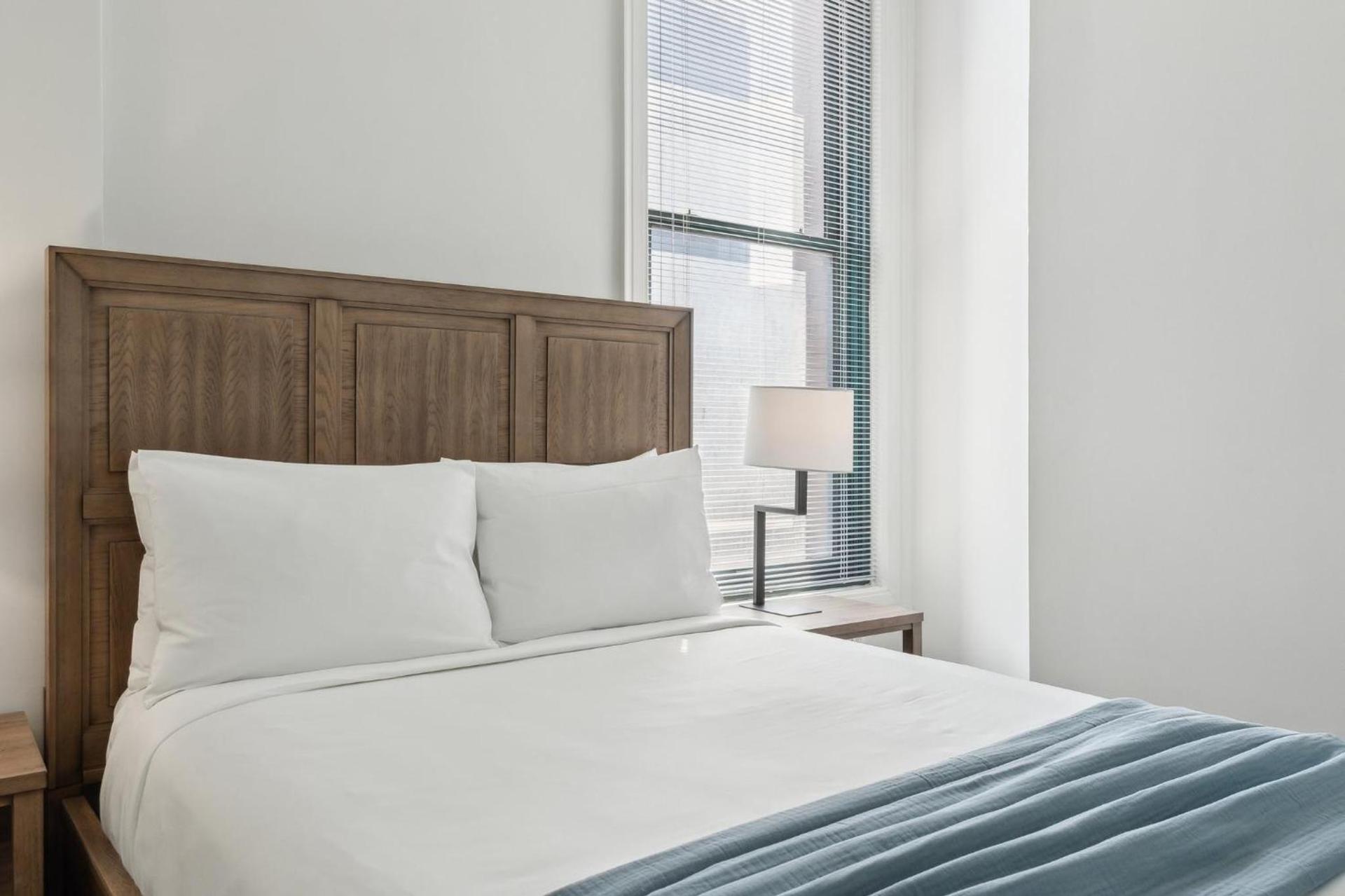 Placemakr Downtown Pittsburgh at The Pennsylvanian photo 8