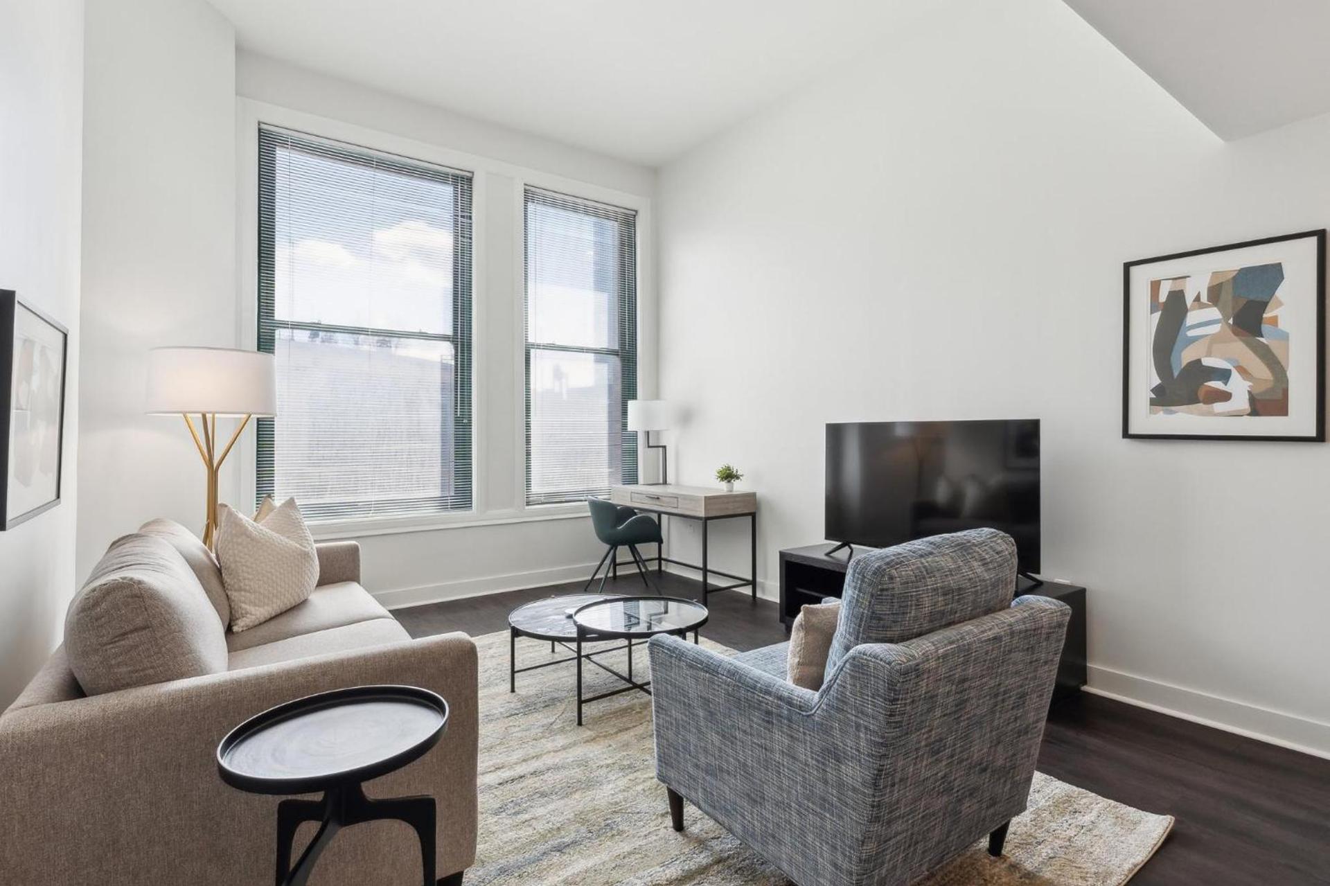 Placemakr Downtown Pittsburgh at The Pennsylvanian photo 46