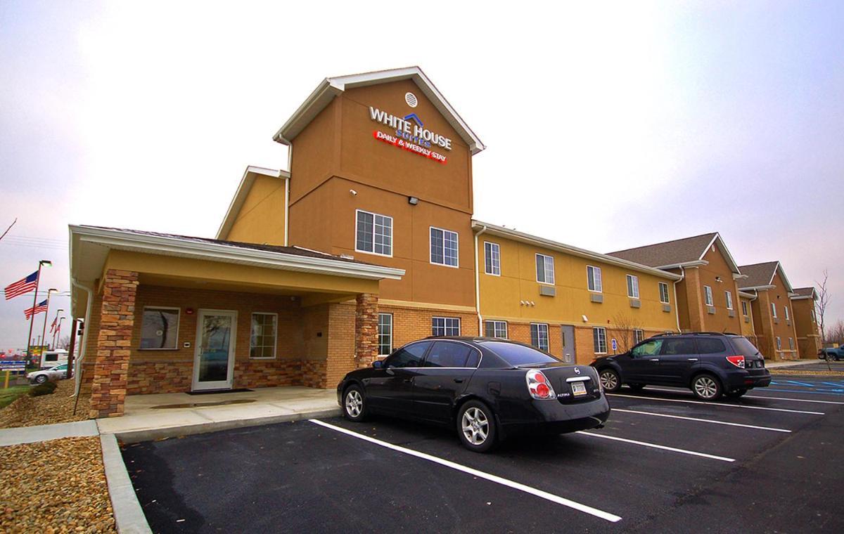 White House Suites — hotel in Plainfield