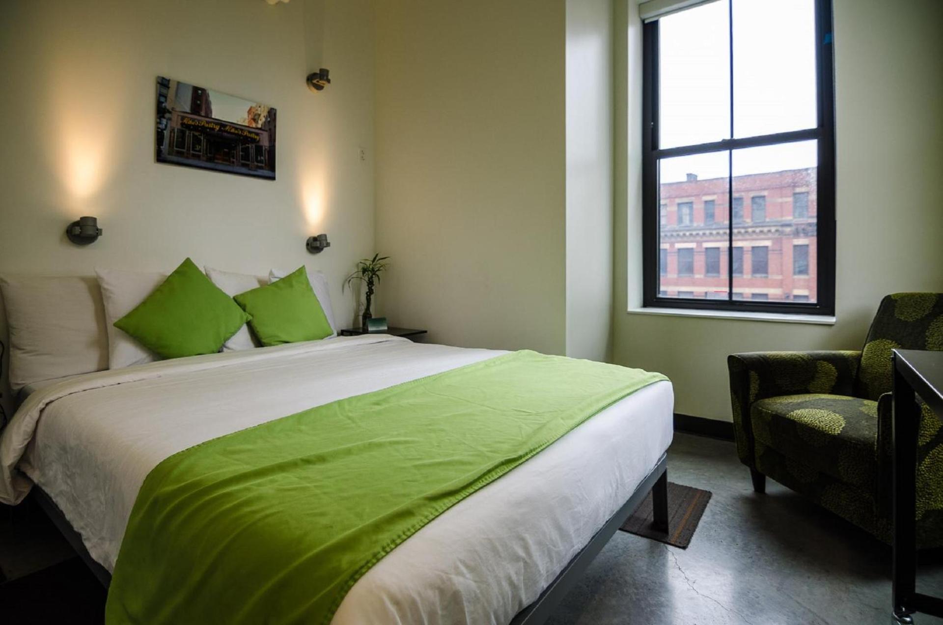 HI Boston Hostel photo 3