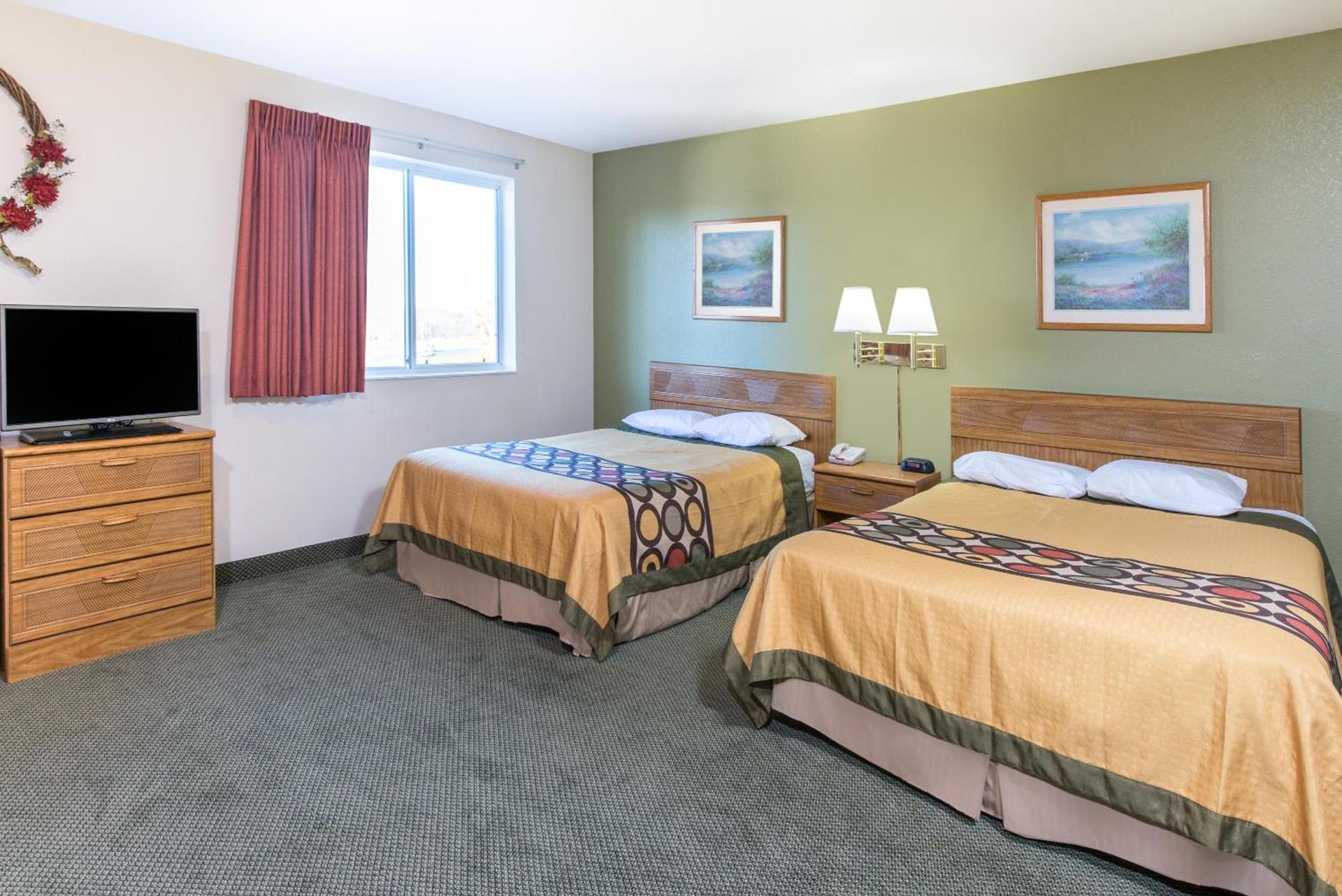 Super 8 by Wyndham West Middlesex/Sharon Area photo 22