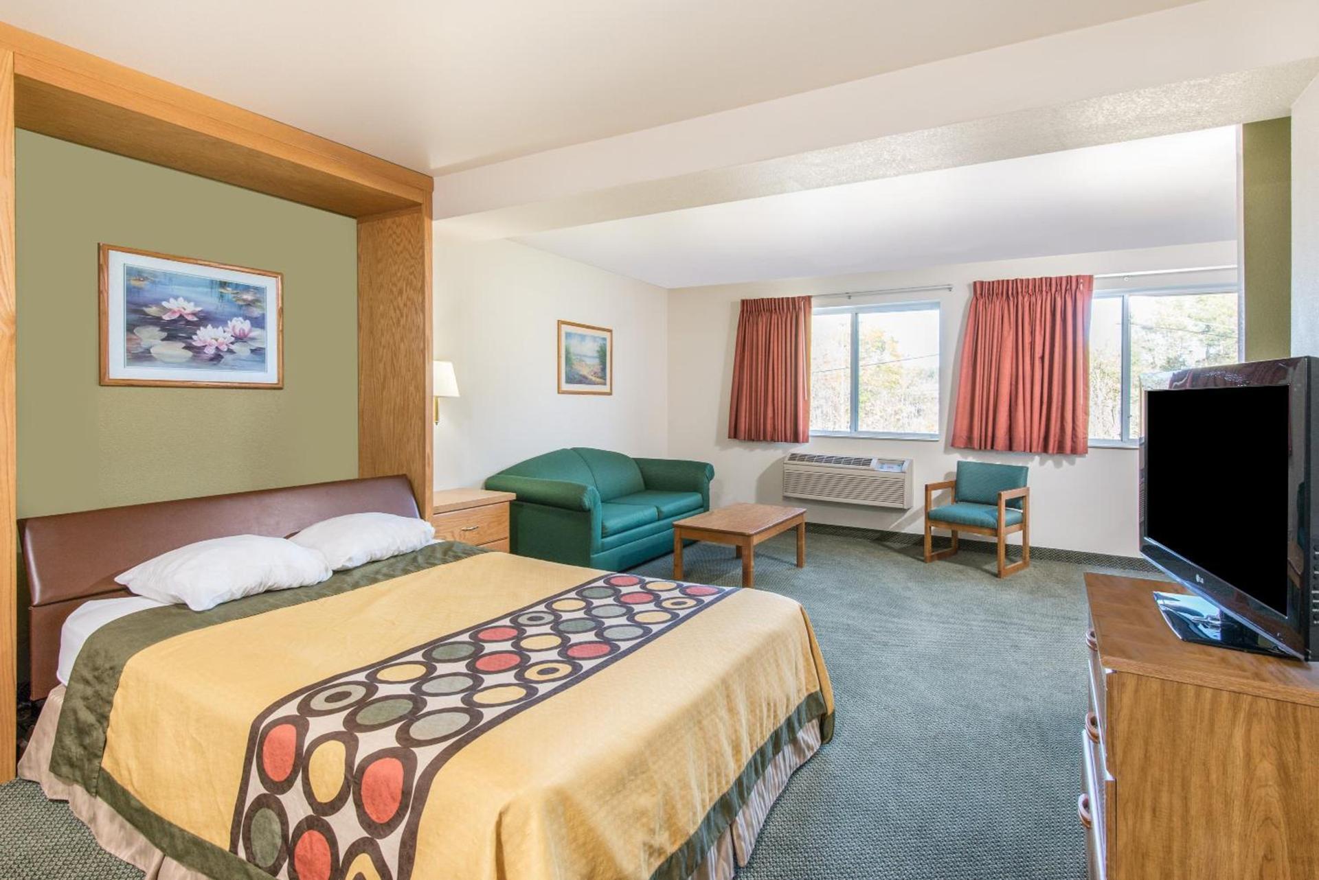 Super 8 by Wyndham West Middlesex/Sharon Area photo 27