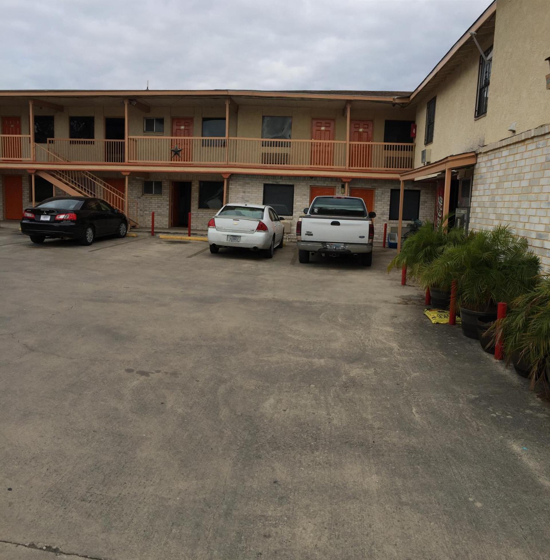 Choice Inn San Antonio photo 2