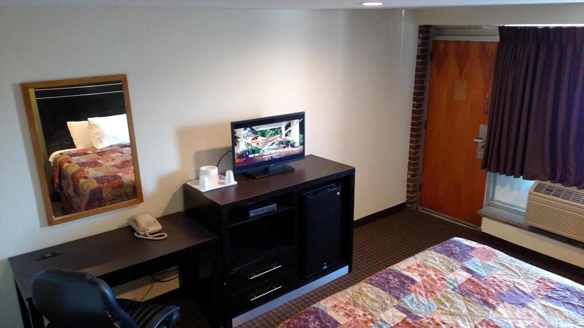 Gene's Motel — hotel in Cinnaminson