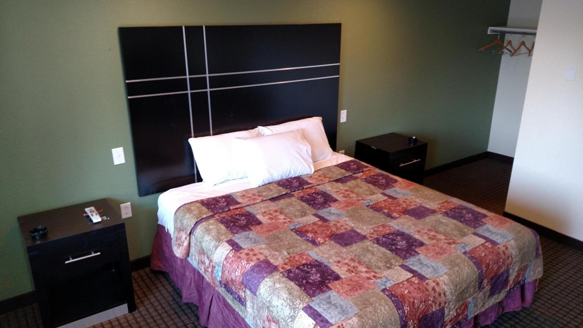 Gene's Motel photo 8