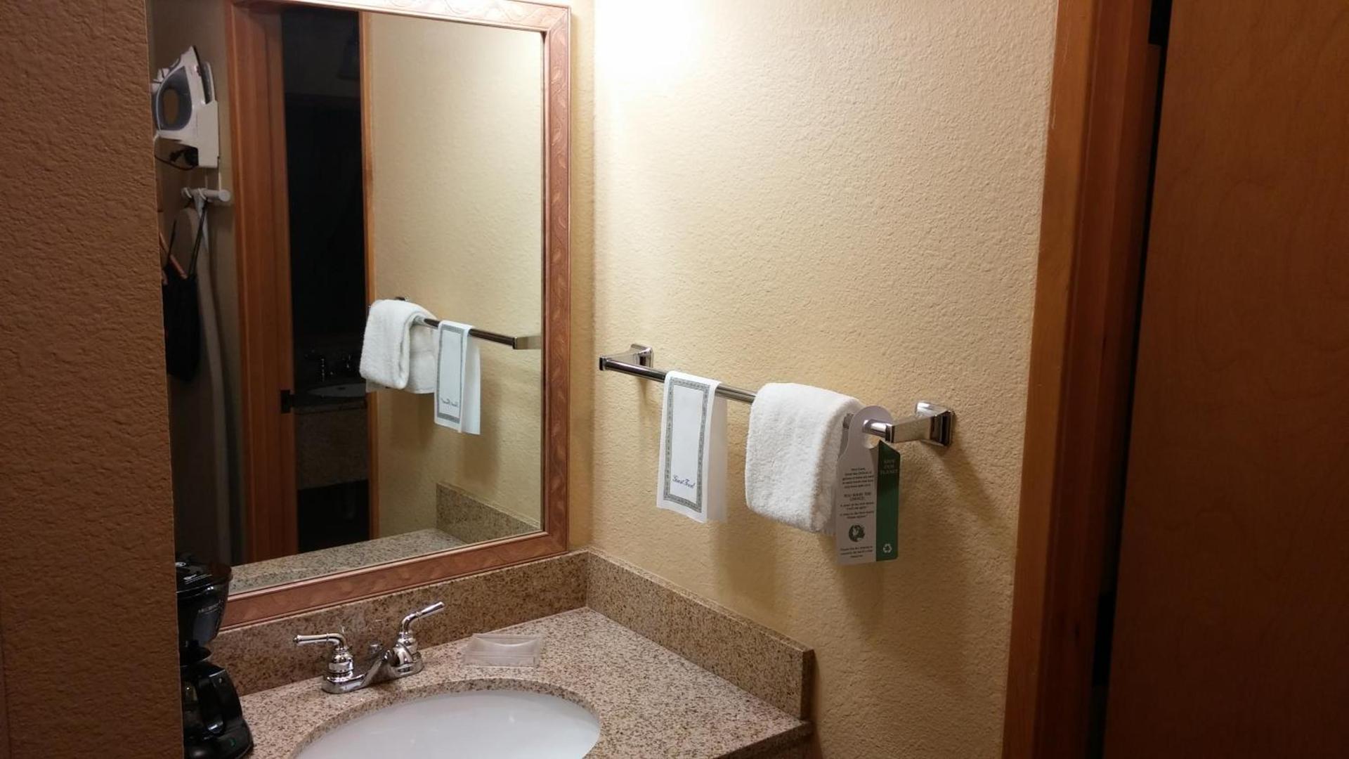 Icicle Village Resort photo 56