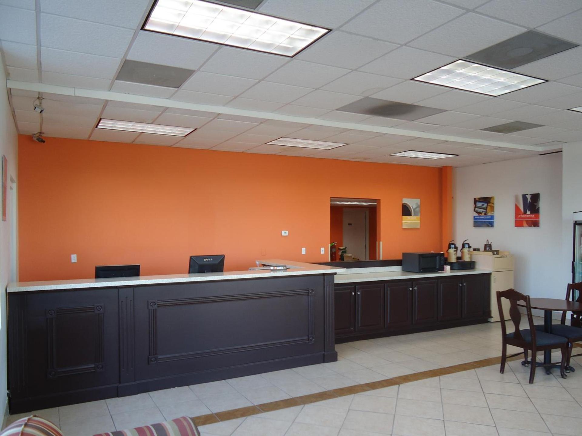 Motel 6-Clarksville, TN photo 1