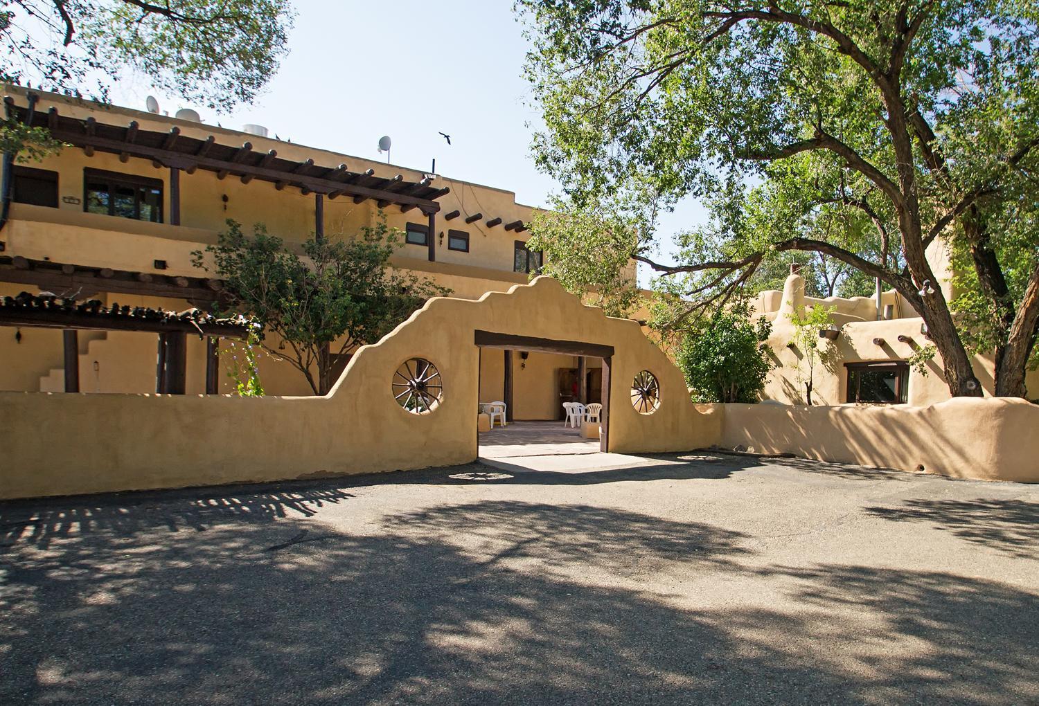 Sagebrush Inn & Suites photo 20