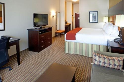 Holiday Inn Express Hotel & Suites Dallas West by IHG photo 8
