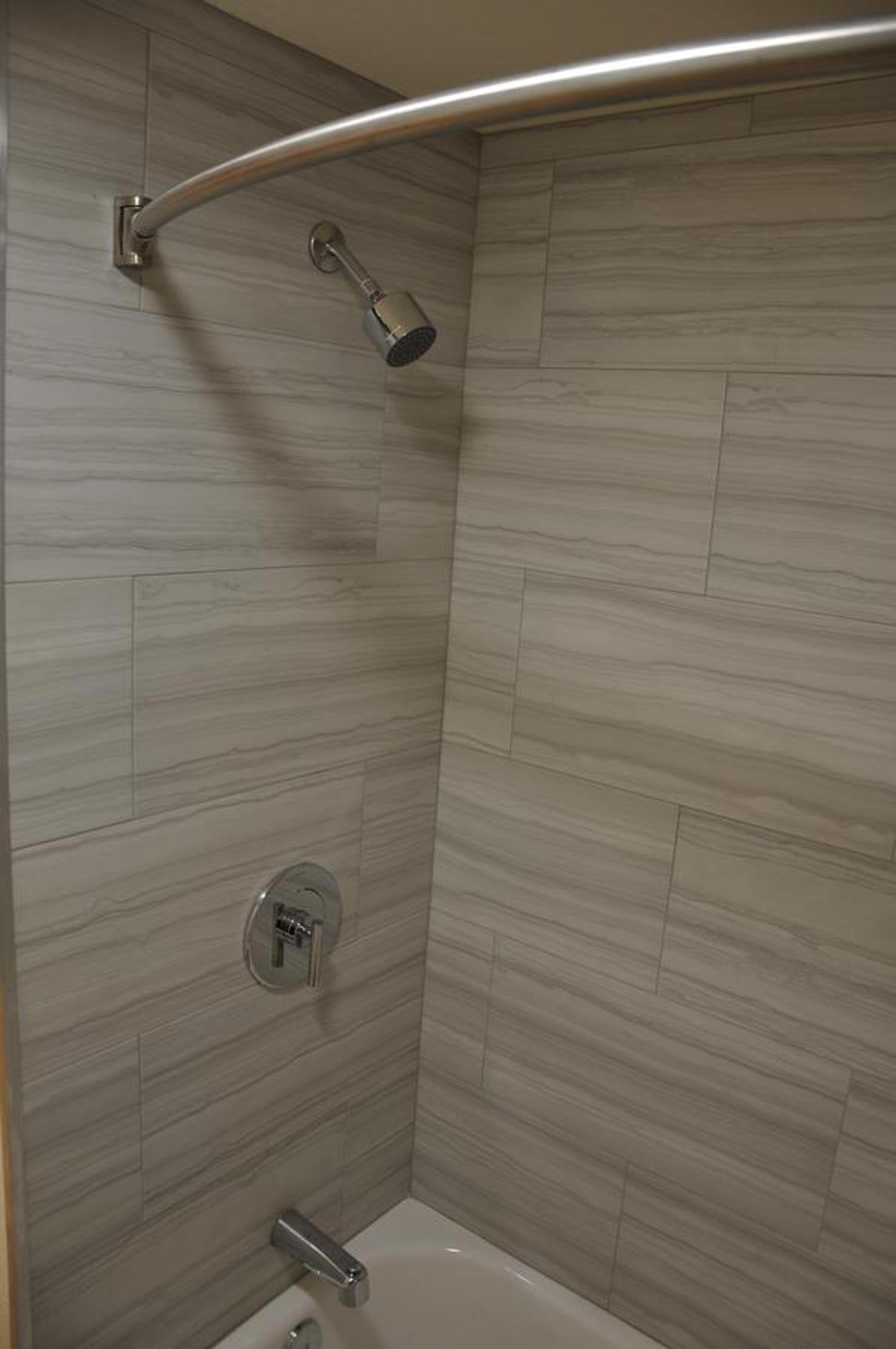Motel 6 Maple/Main photo 9