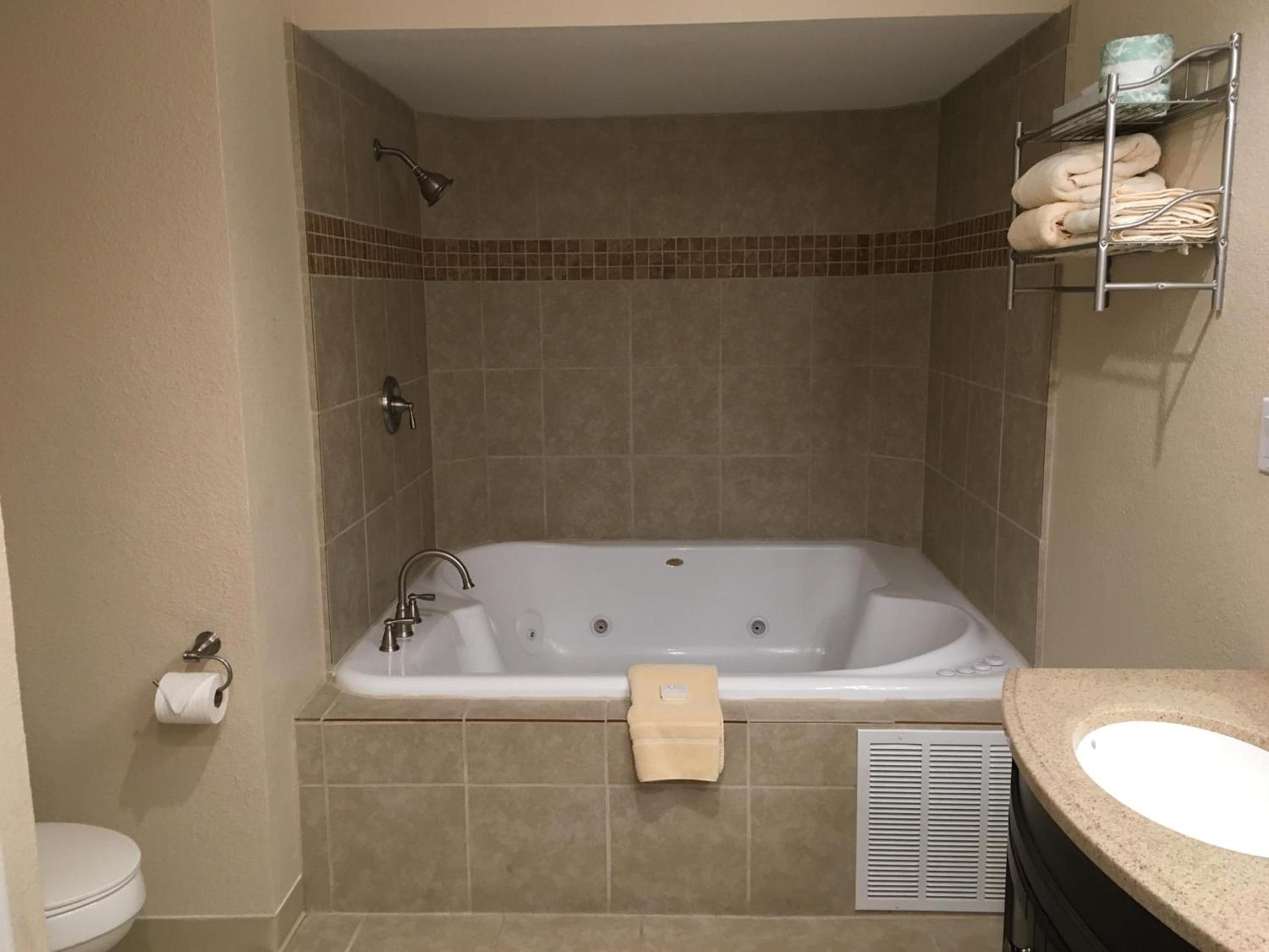 Ramada by Wyndham Elko Hotel at Stockmen's Casino photo 58