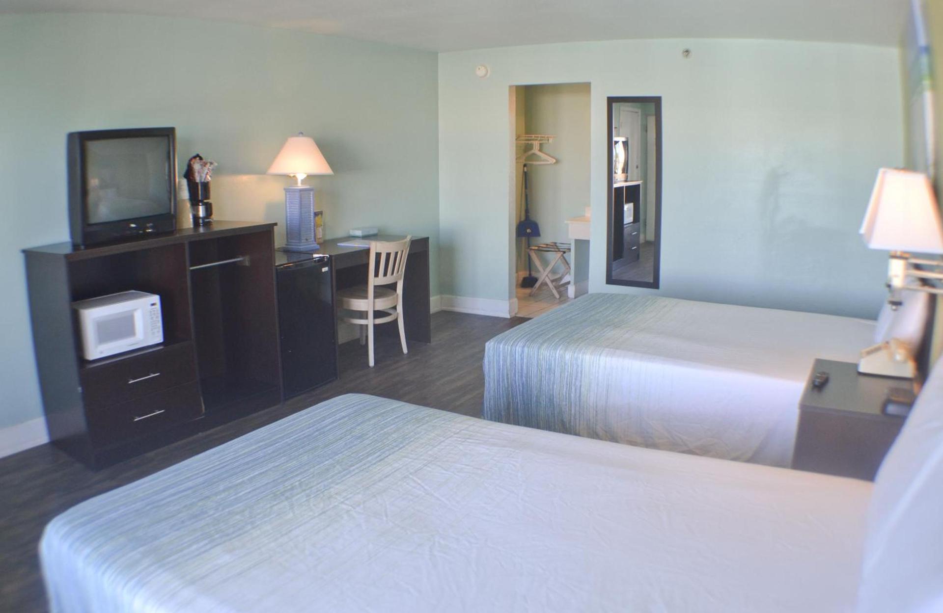 Boardwalk Beach Hotel photo 30