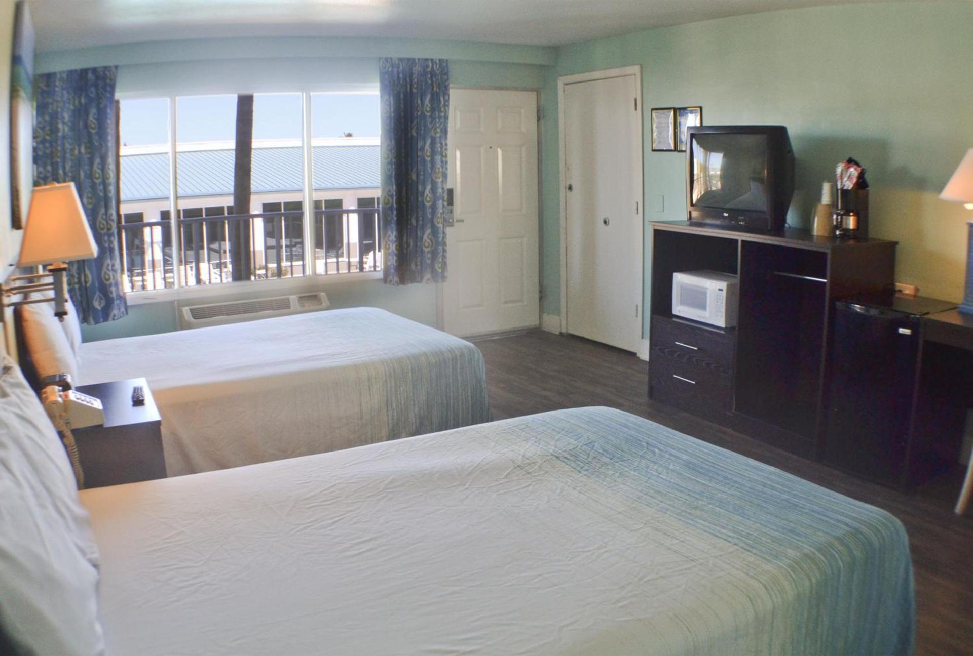 Boardwalk Beach Hotel photo 31