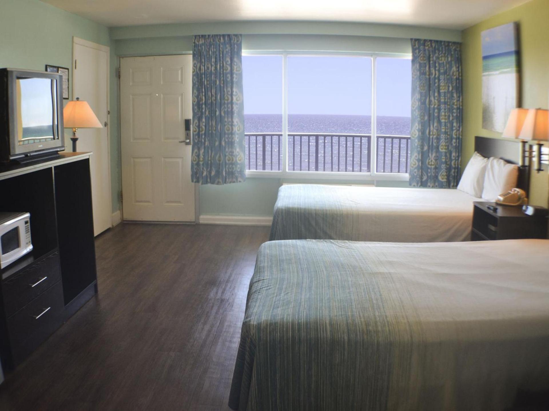 Boardwalk Beach Hotel photo 43