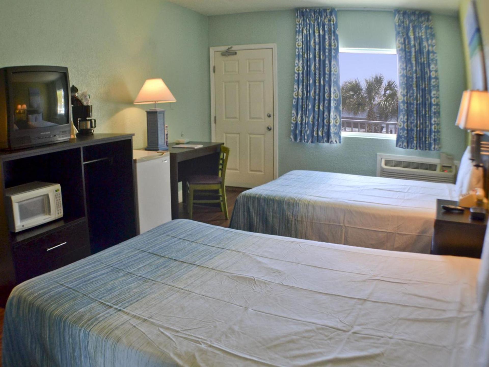 Boardwalk Beach Hotel photo 47