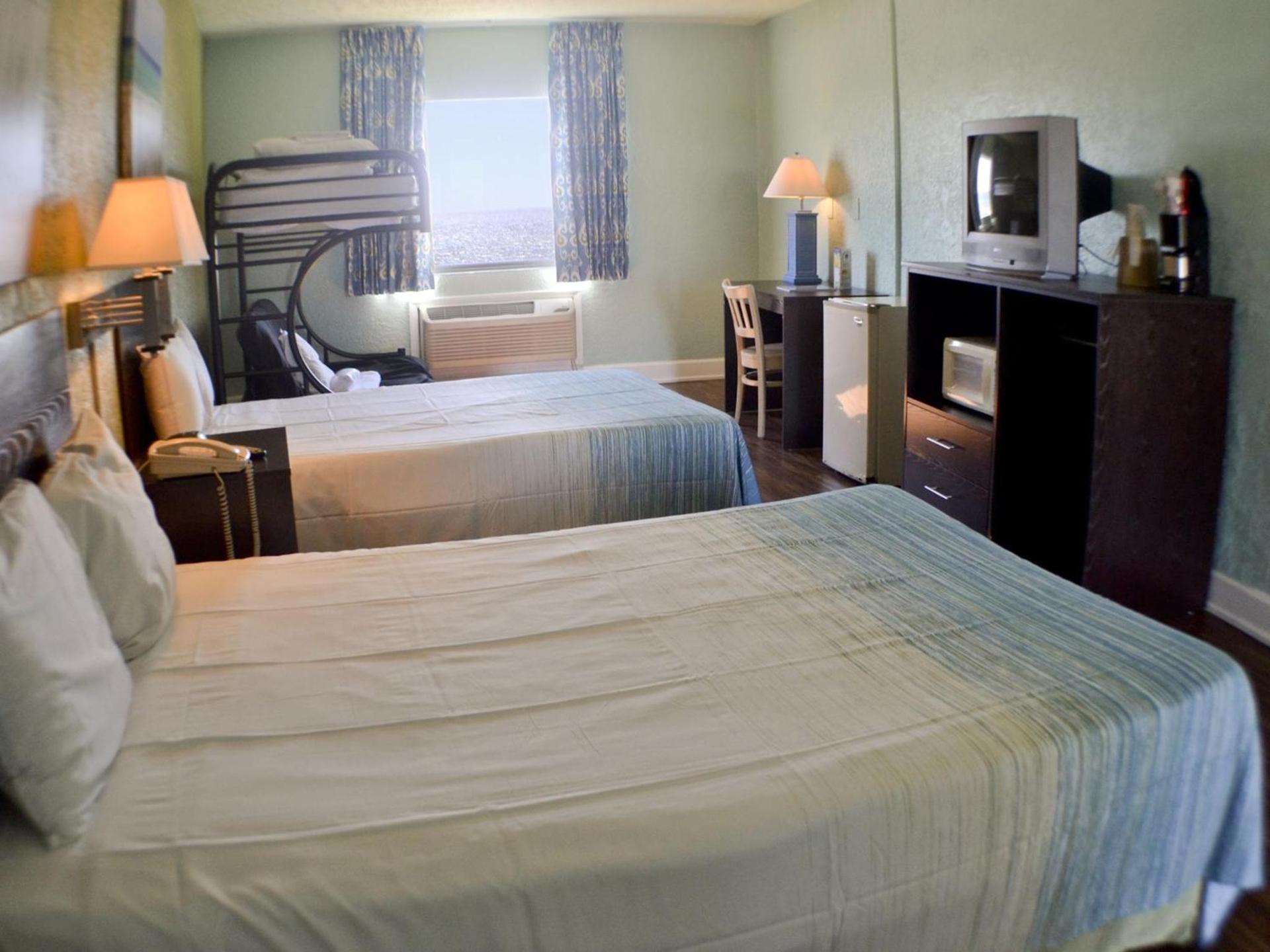 Boardwalk Beach Hotel photo 56