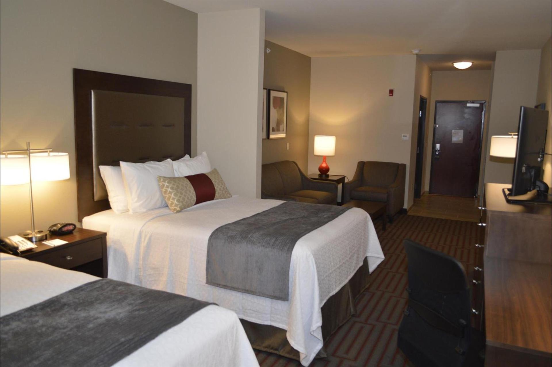 Best Western Plus Stevens County Inn photo 31