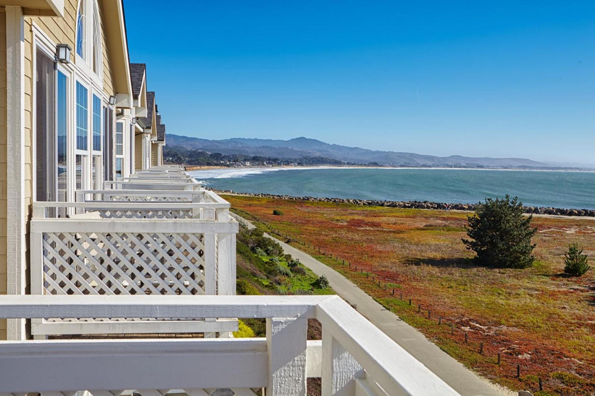 Beach House Half Moon Bay photo 11