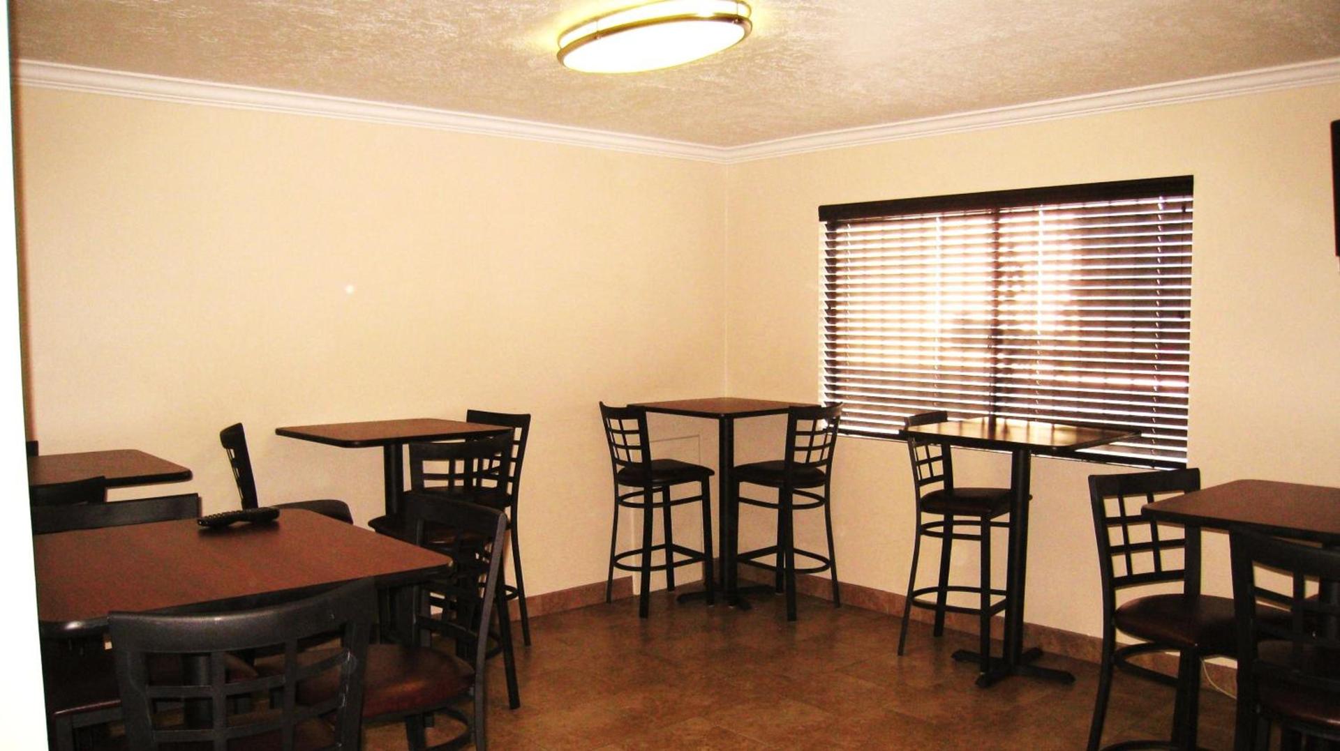 Discovery Inn photo 23