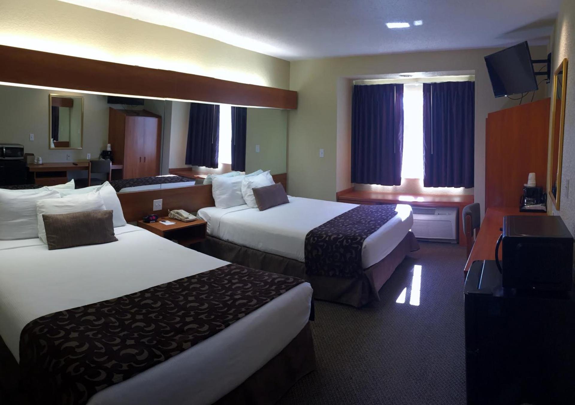 Microtel Inn & Suites Beckley East photo 14