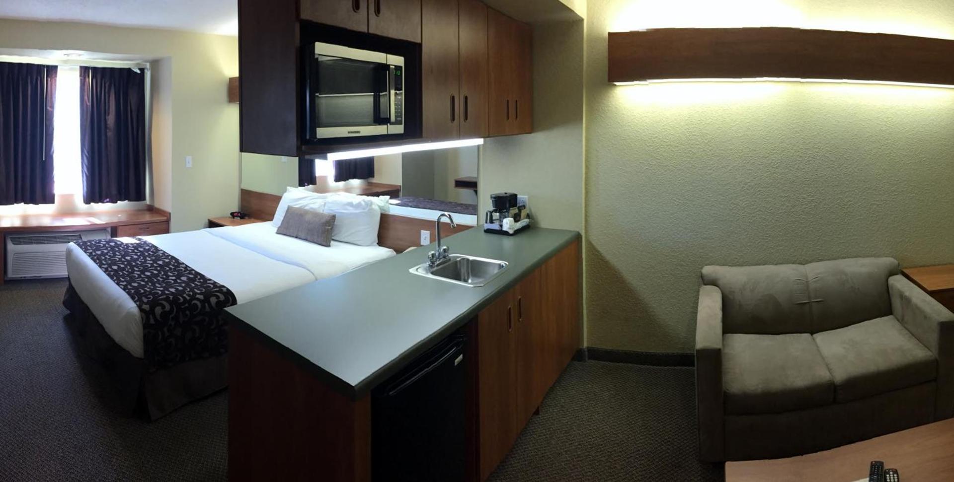 Microtel Inn & Suites Beckley East photo 21