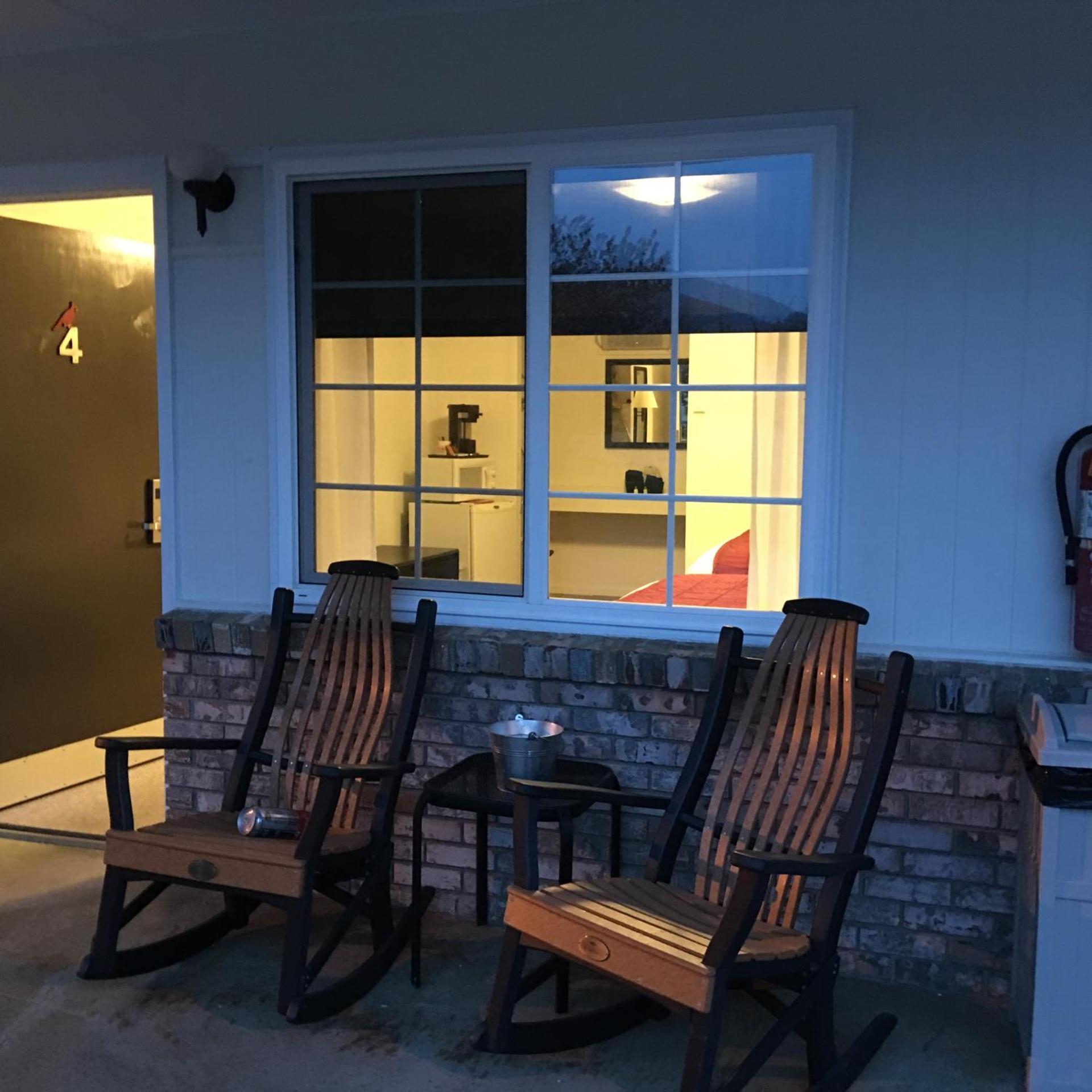 Cardinal Inn photo 88
